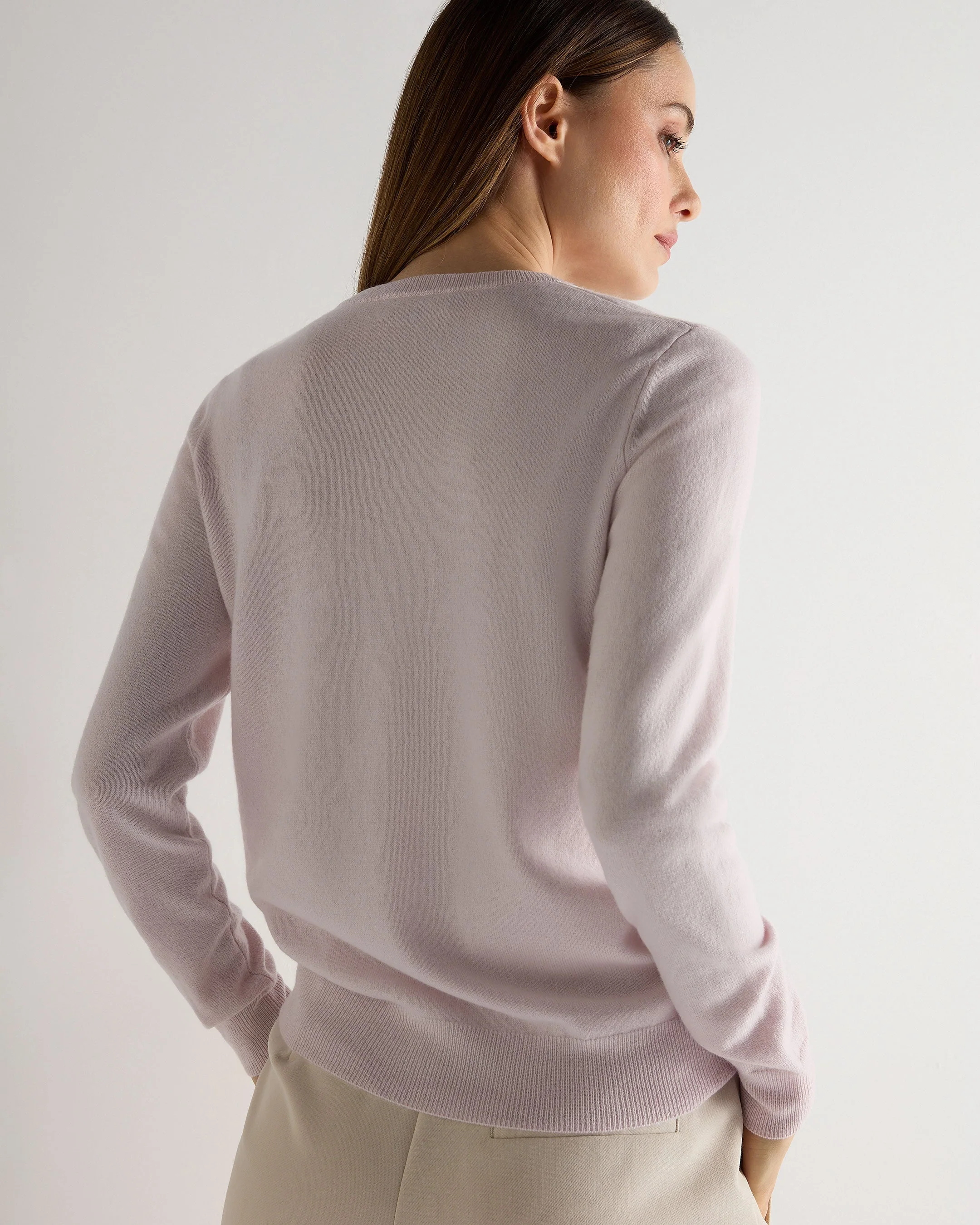 Women's Evie Classic Round Neck Cashmere Sweater Chalk Pink