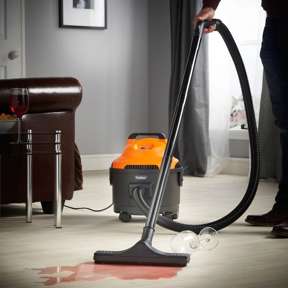 VonHaus 07/645 15-Liter Wet & Dry Vacuum Cleaner for 220 Volts 50HZ