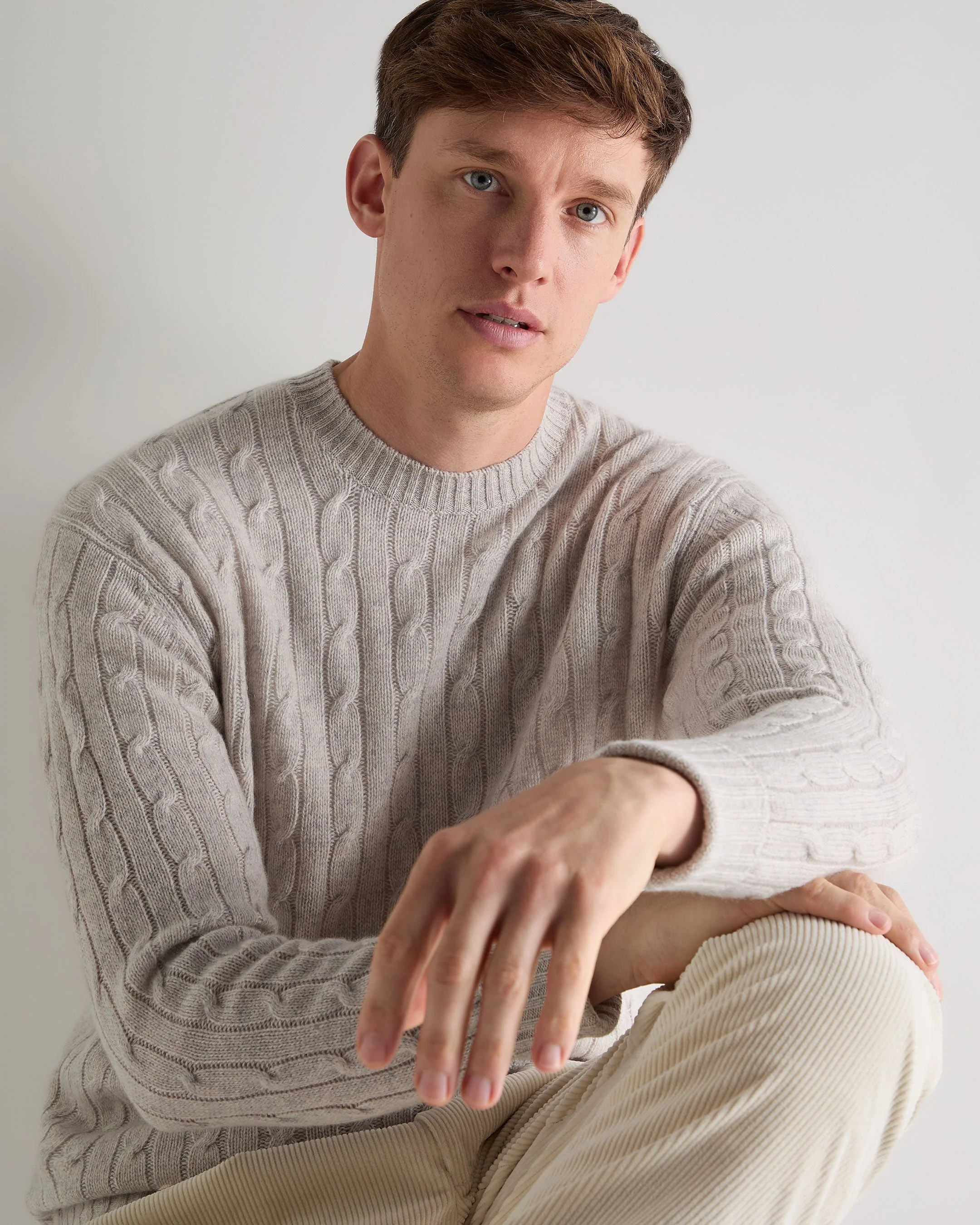 Men's Thames Cable Round Neck Cashmere Sweater Nougat Brown Marl