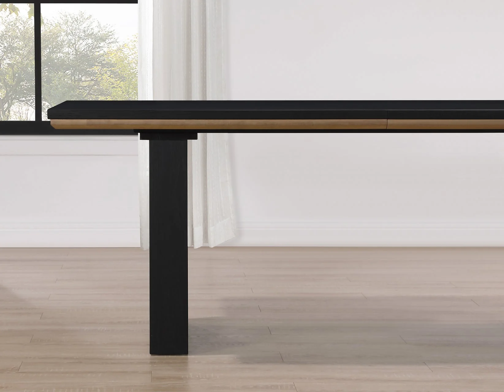 80-96鈥?Magnolia Dining Table