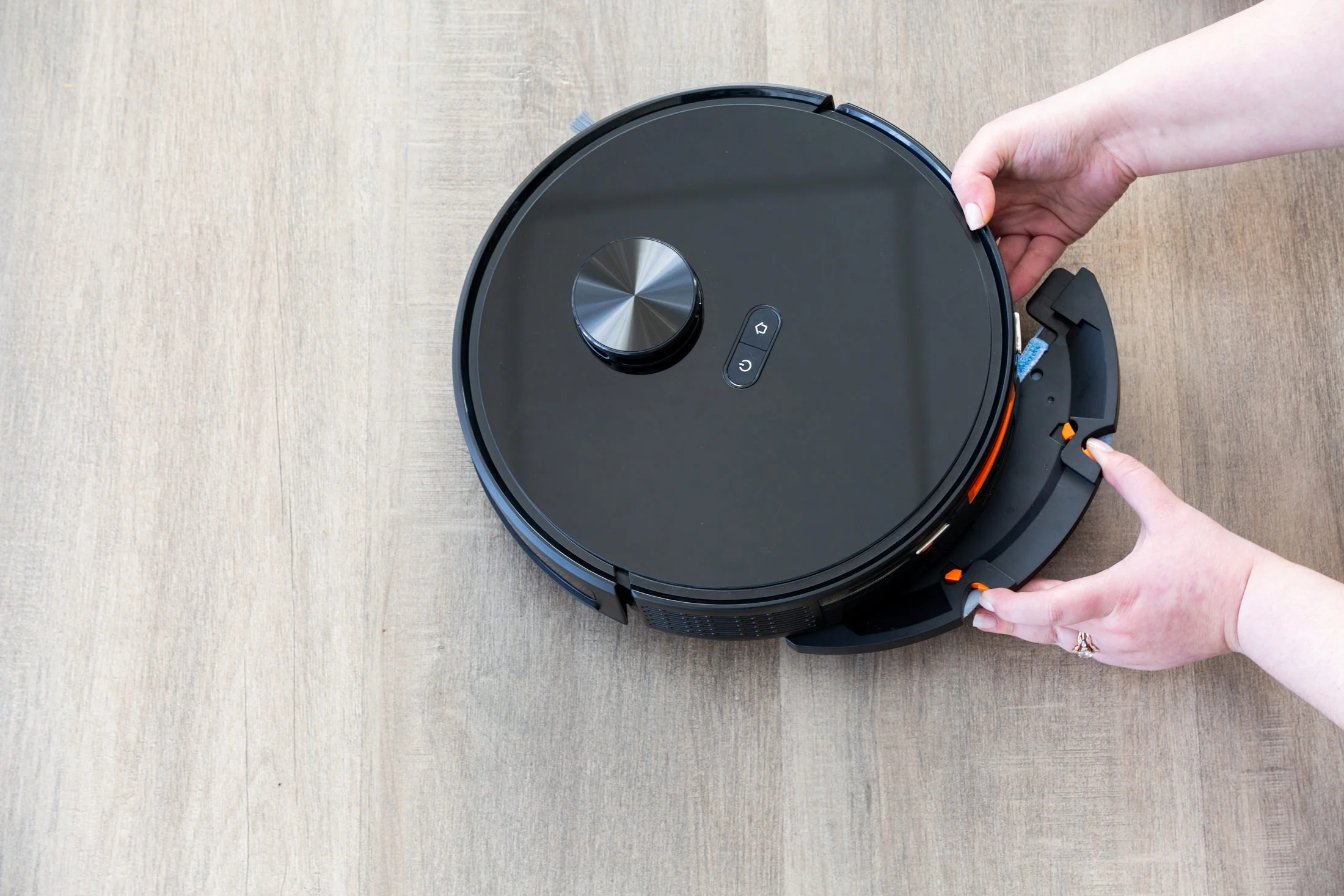 LIDAR Precision Mapping Robot Vacuum, 3-in-1 cleaning solution