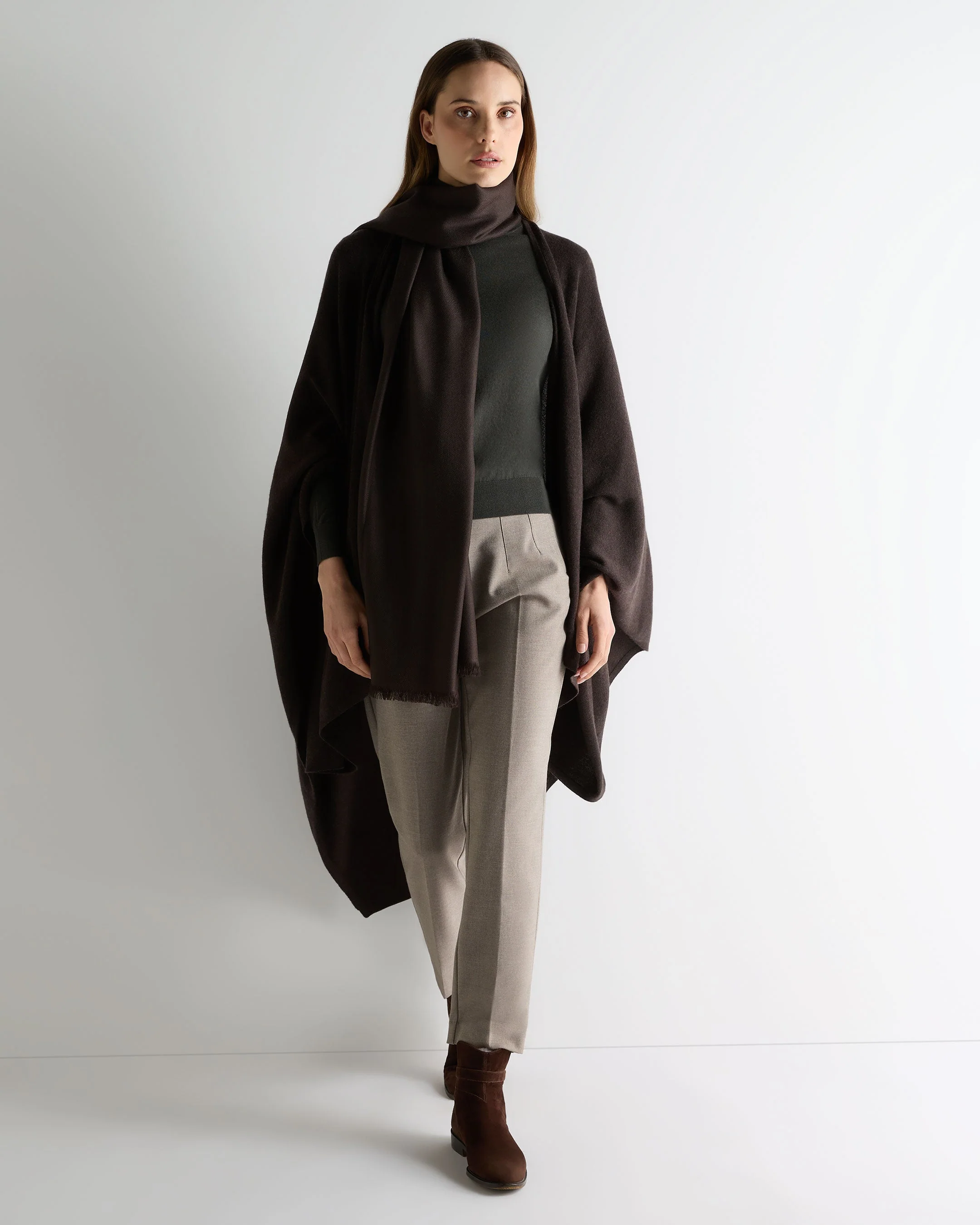 Women's Lily Lightweight Cashmere Cape Chocolate Brown