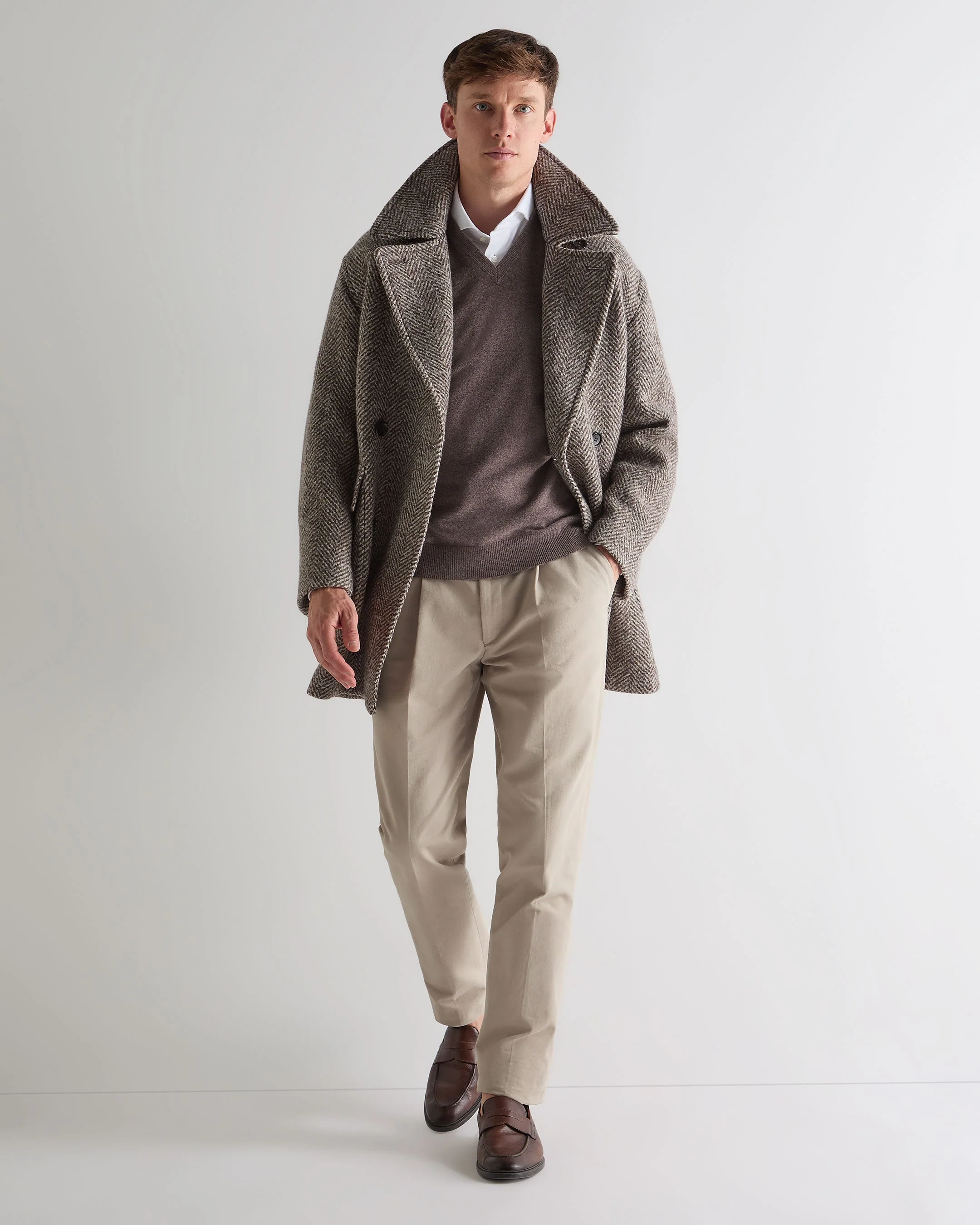 Men's Burlington V Neck Cashmere Sweater Otter Brown