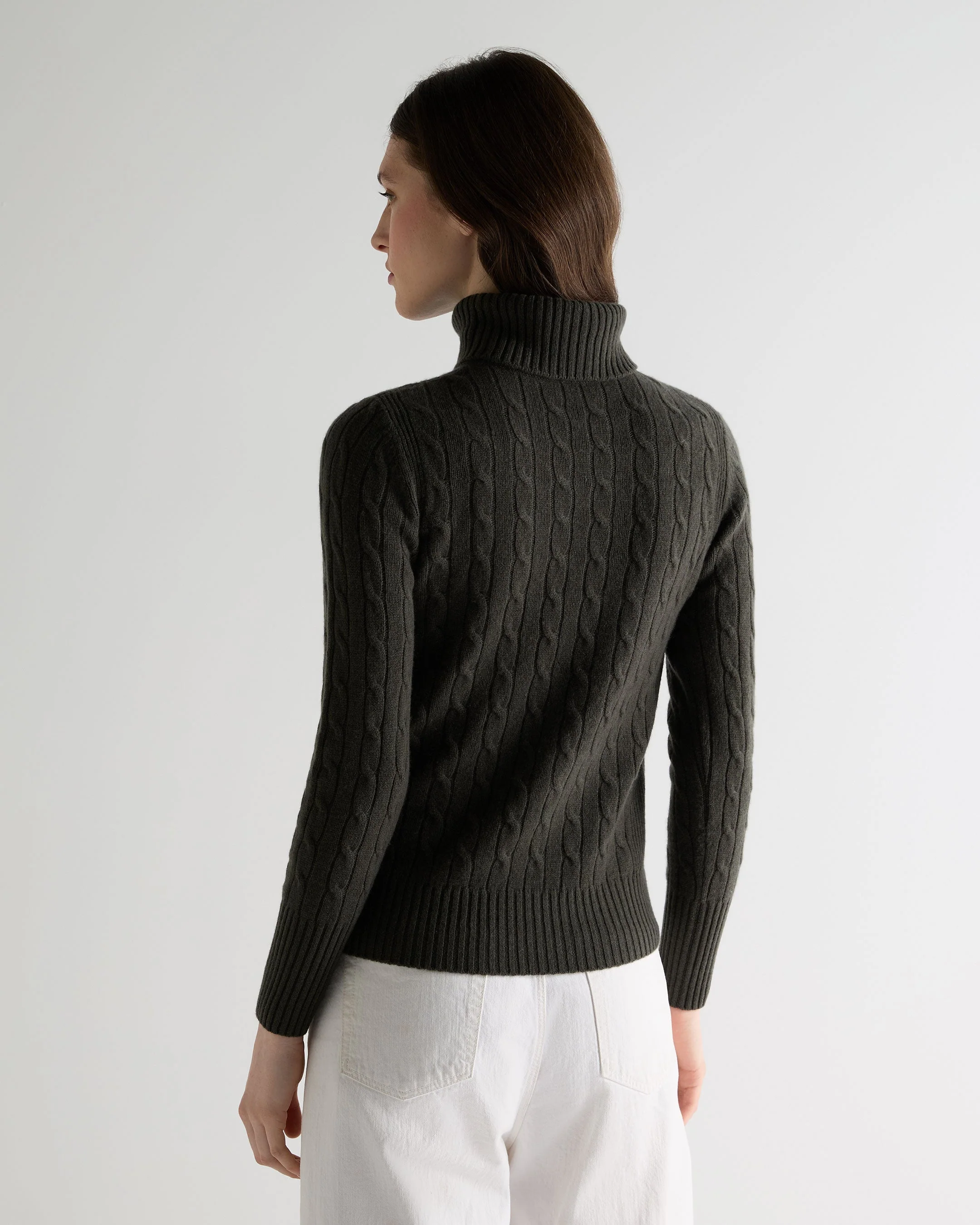 Women's Adelyn Cable Turtle Cashmere Sweater Arabica Khaki Green