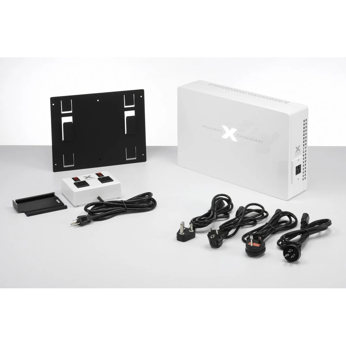 PowerXChanger X-5 600W (5 Amp) Voltage & Frequency Converter (White)