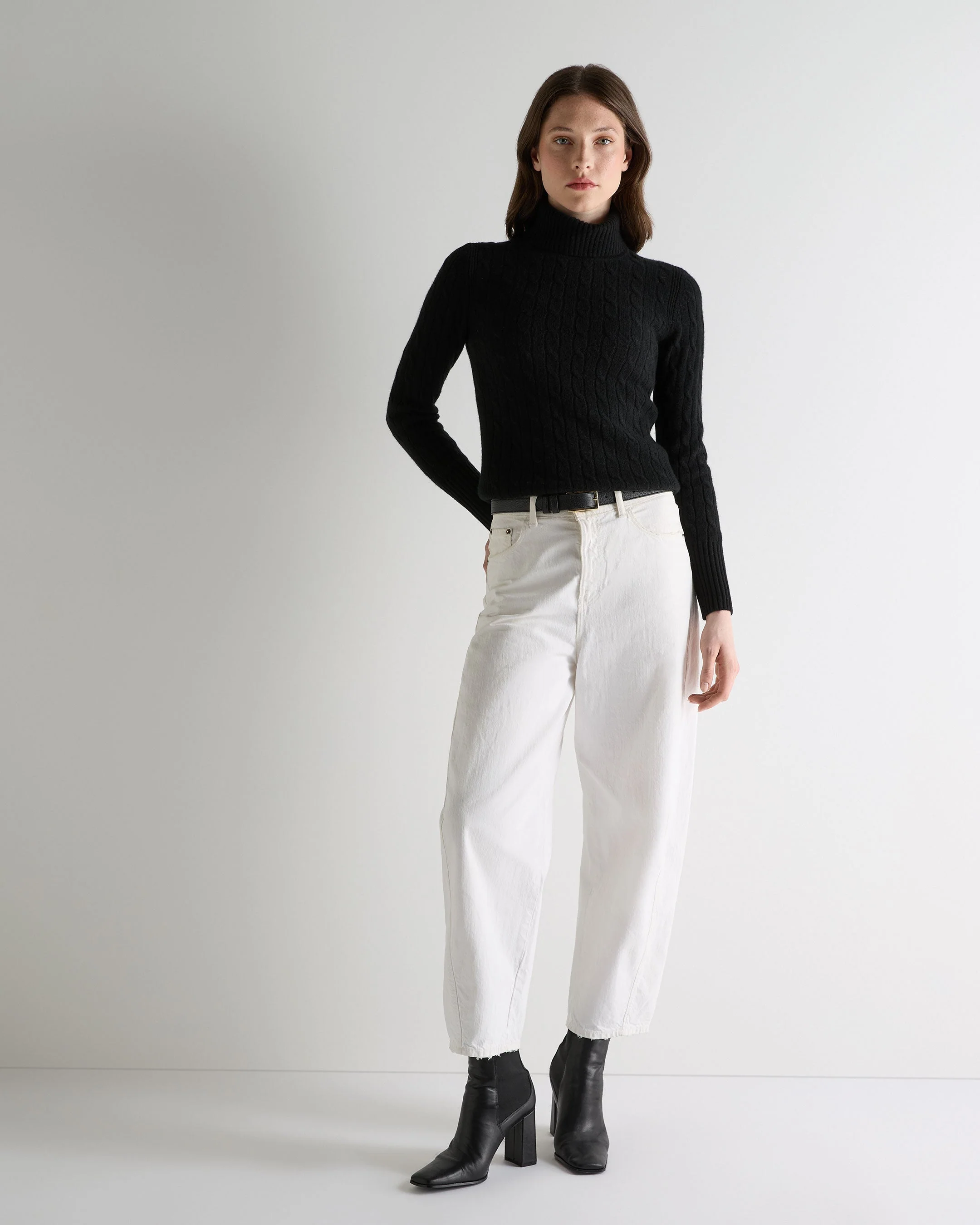 Women's Adelyn Cable Turtle Cashmere Sweater Black