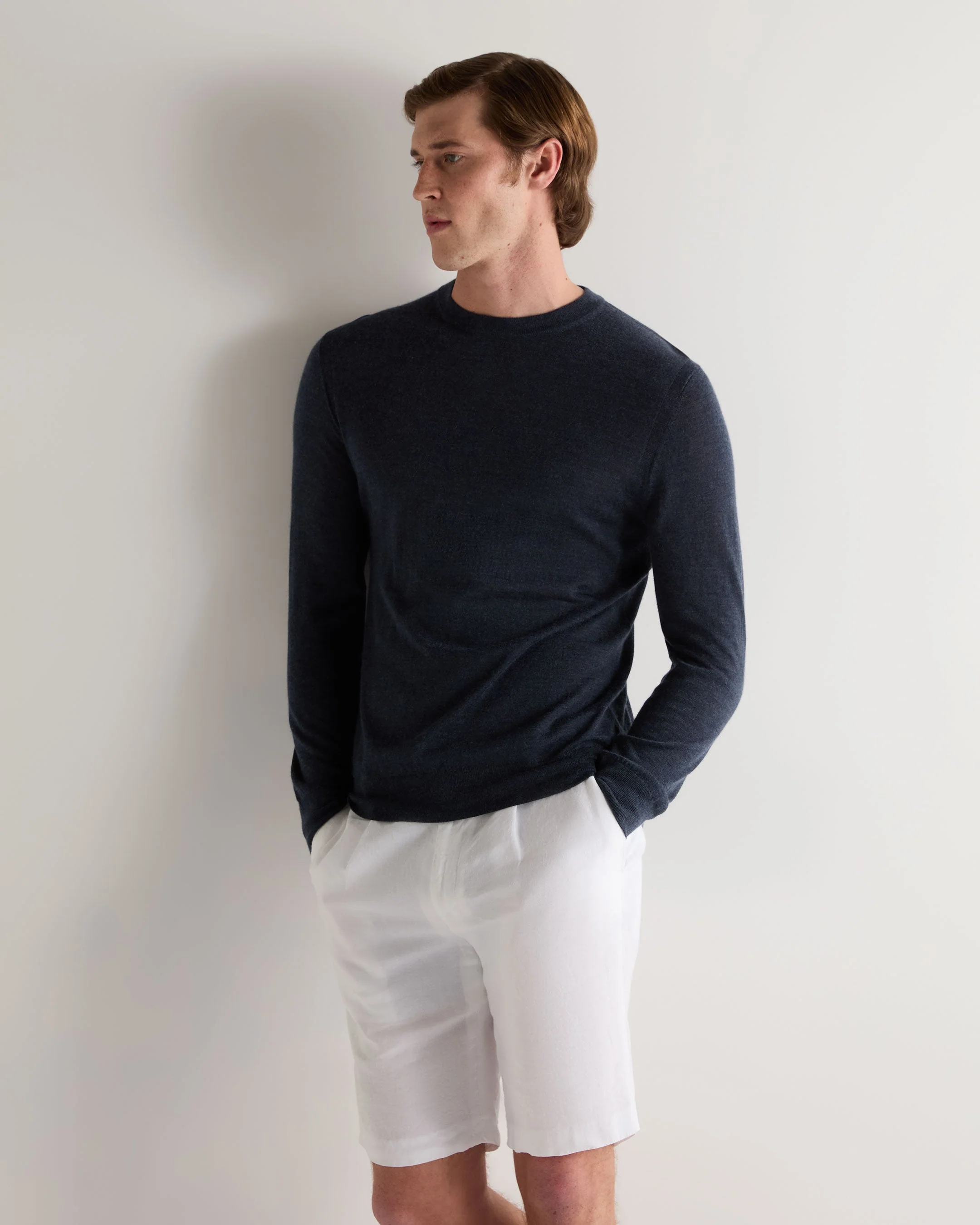 Men's Covent Fine Gauge Cashmere Round Neck Sweater Indigo Blue