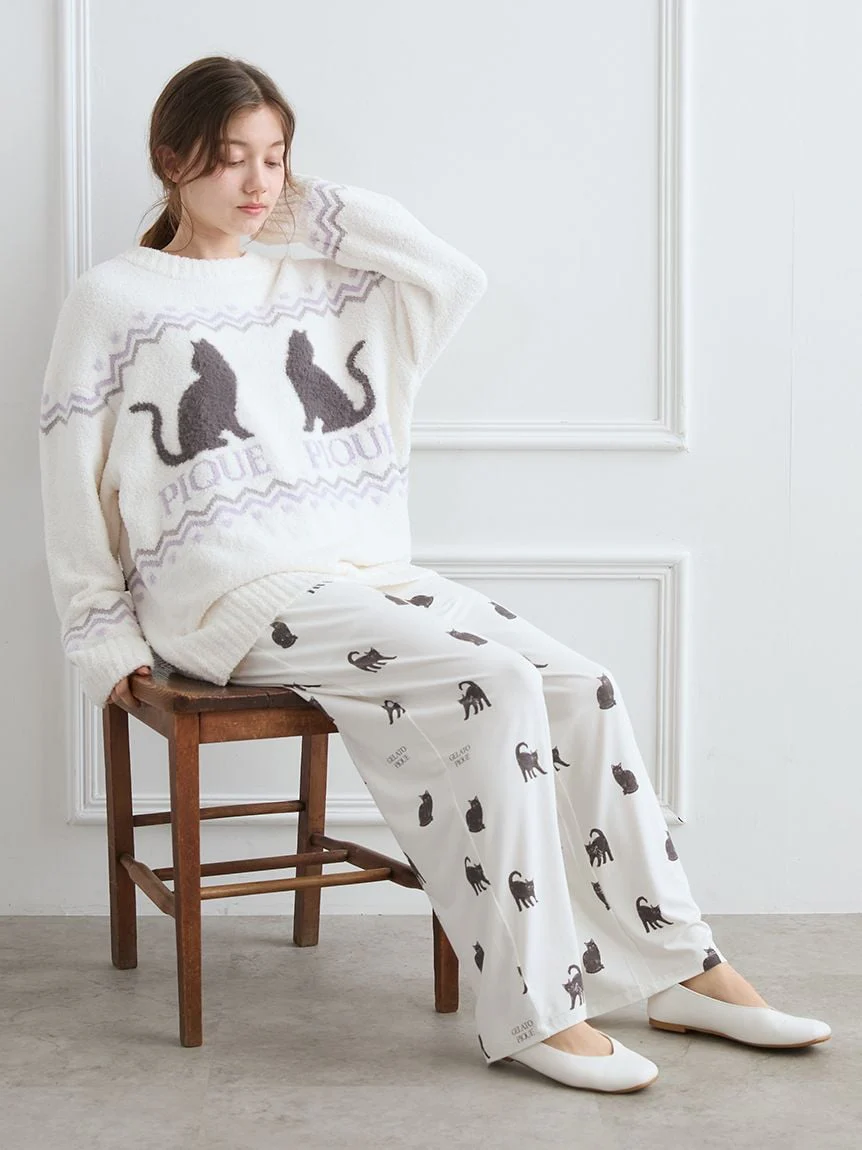 Black Cat Jacquard Pullover