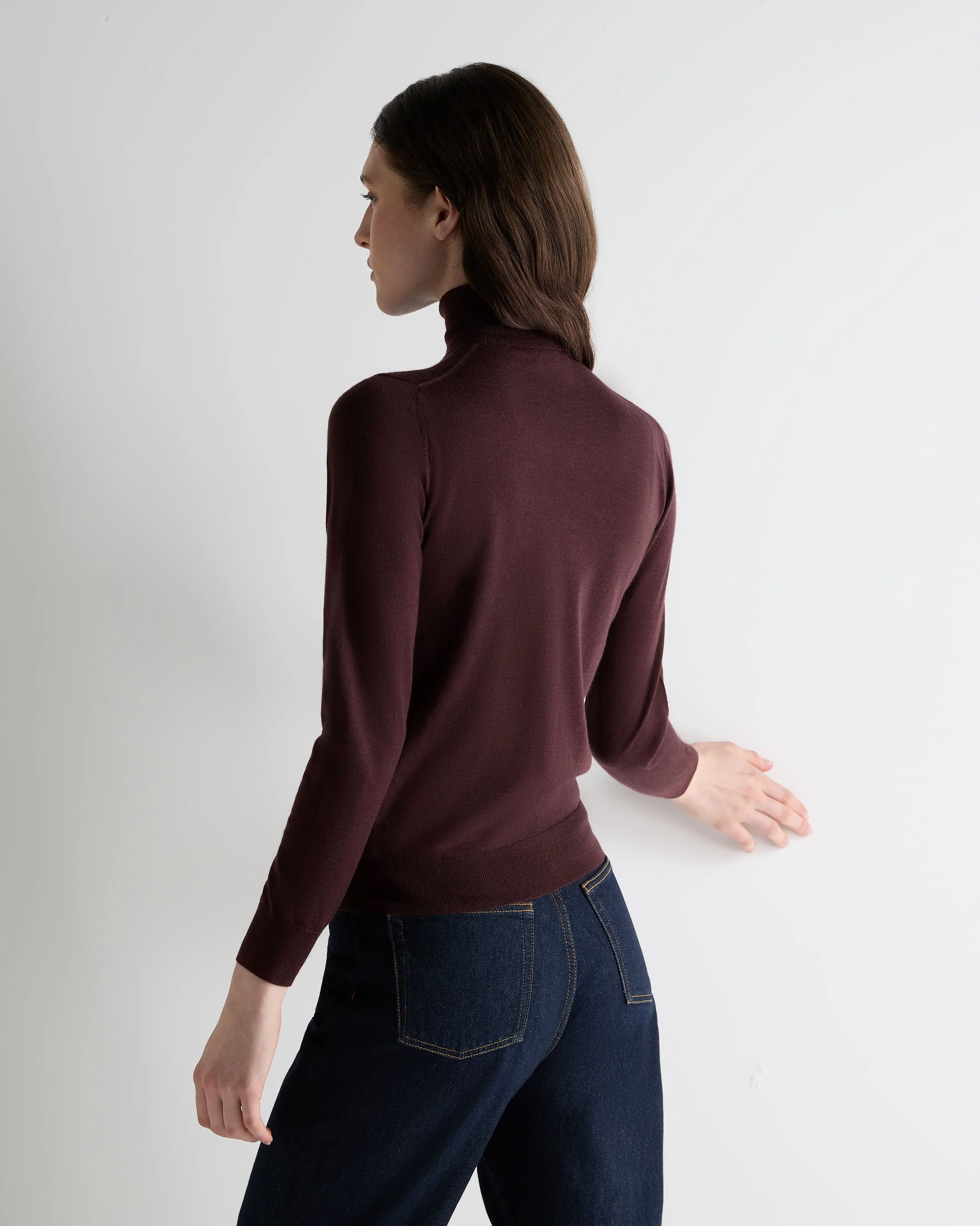 Women's Margot Superfine Cashmere Turtle Neck Sweater Claret Red
