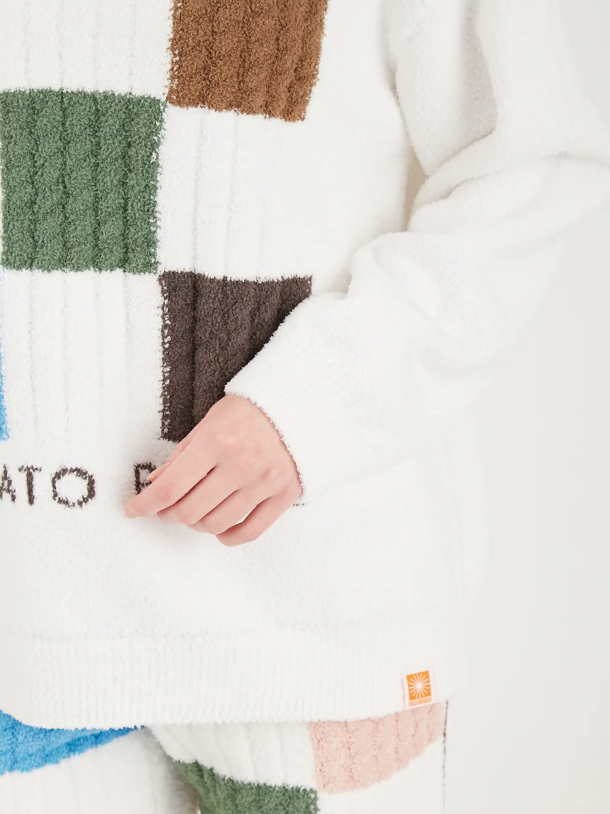 EAMES Air Moco Check-Logo Long Sleeve Pullover Sweater