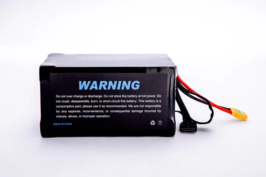 Diamond HVT 12S 47.4V 22Ah 35Ah 44Ah 67Ah 88Ah 134Ah 4.45V/Cell -40℃~60℃ Ultra-Low Temperature Semi Solid State Li-ion Battery for Drone