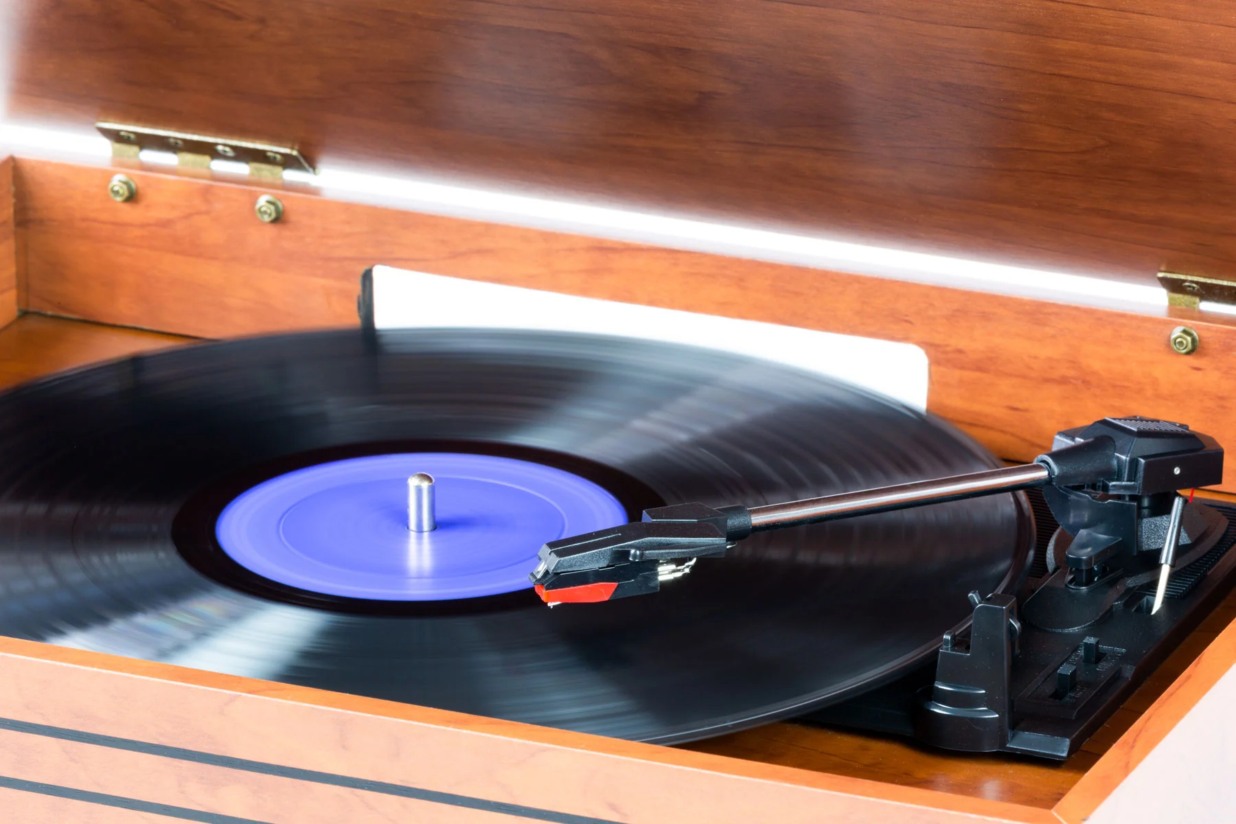 Vinyl, Wireless Streaming + CD Player in 1 Retro Music Centre All Music Formats