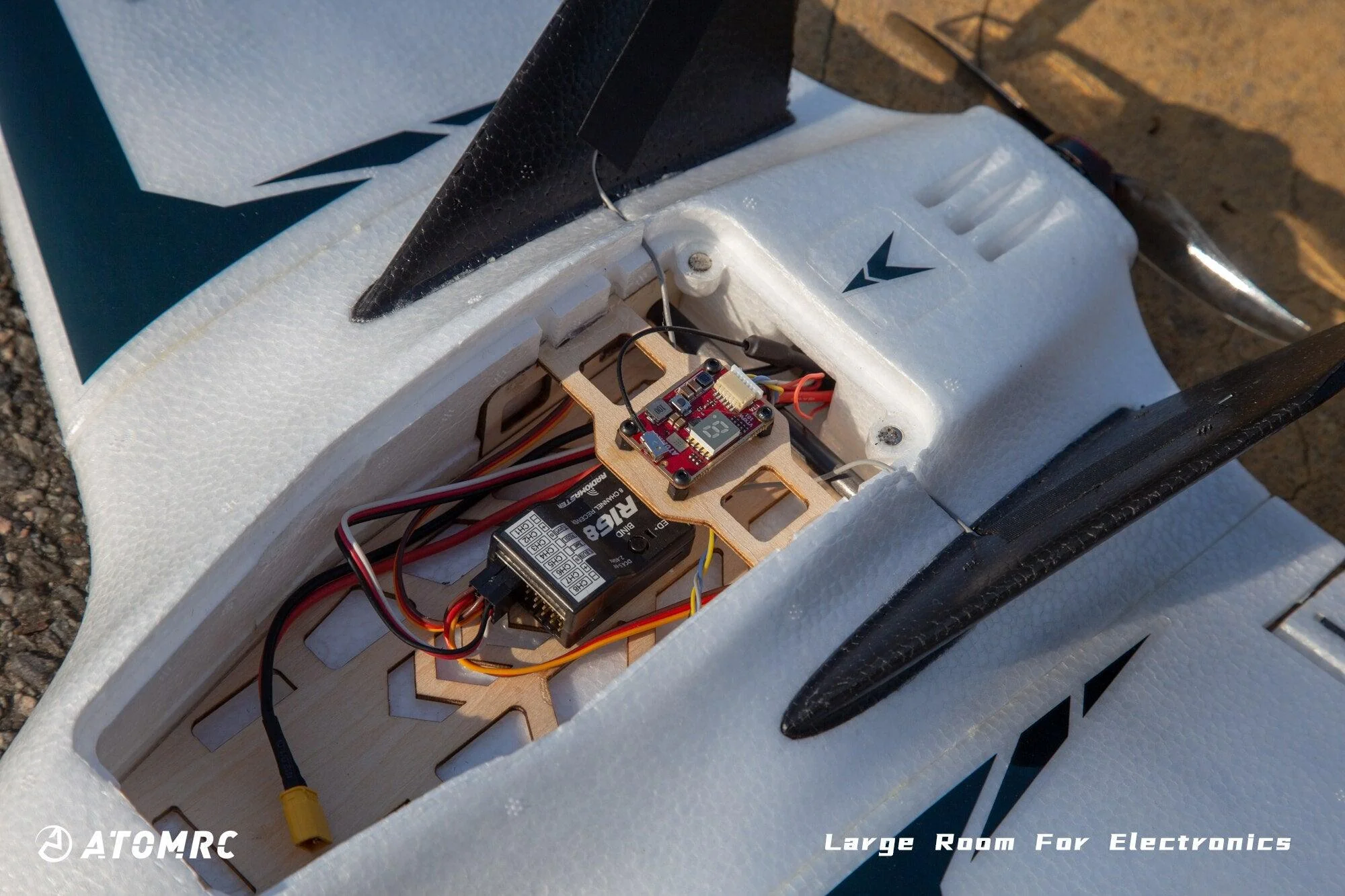 ATOMRC Mobula 650mm Wingspan Fixed Wing FPV Aircraft RC Airplane KIT PNP FPV PNP Outdoor Flying Wing