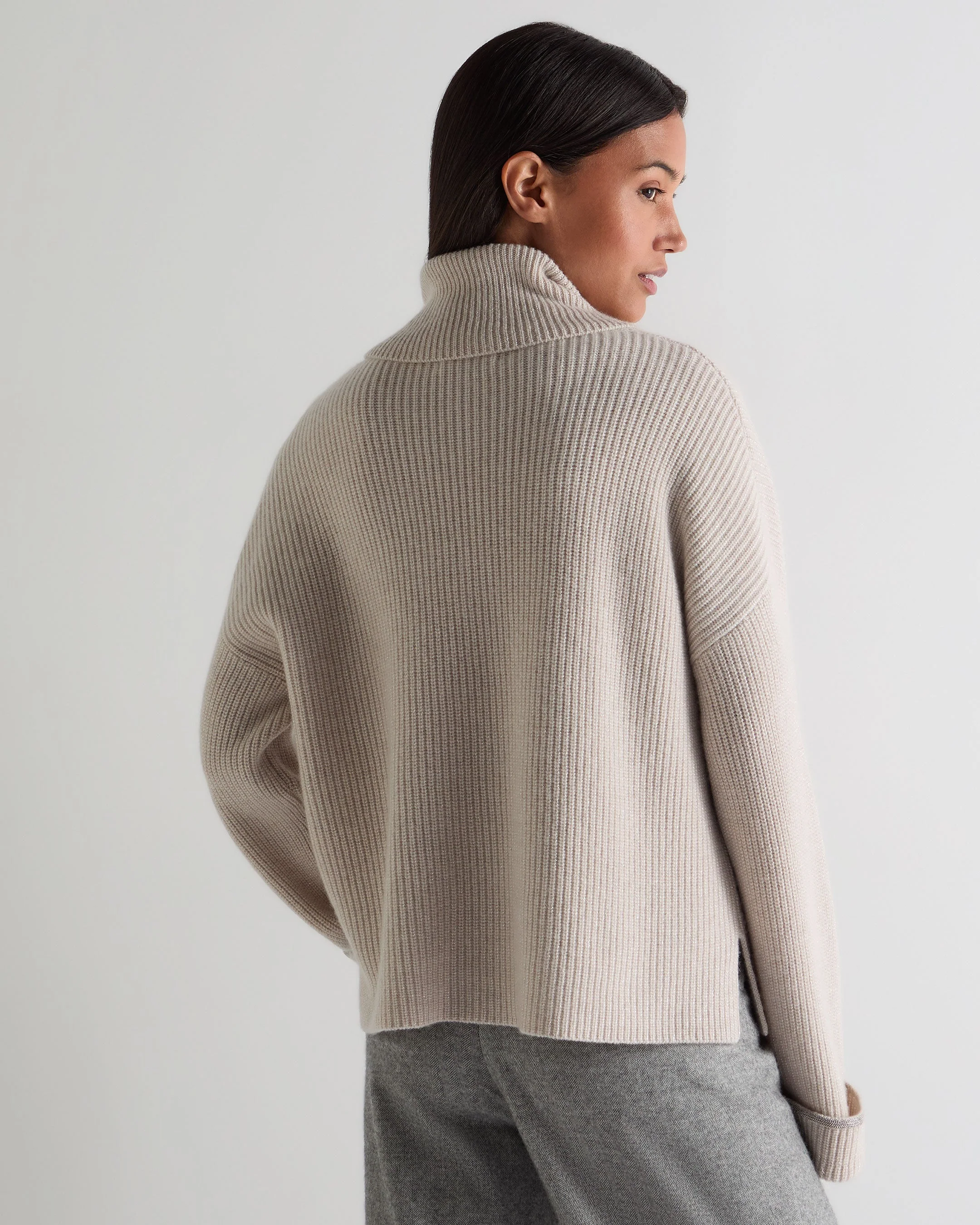 Women's Luxe Turtle Neck Cashmere Sweater Ecru White Sparkle