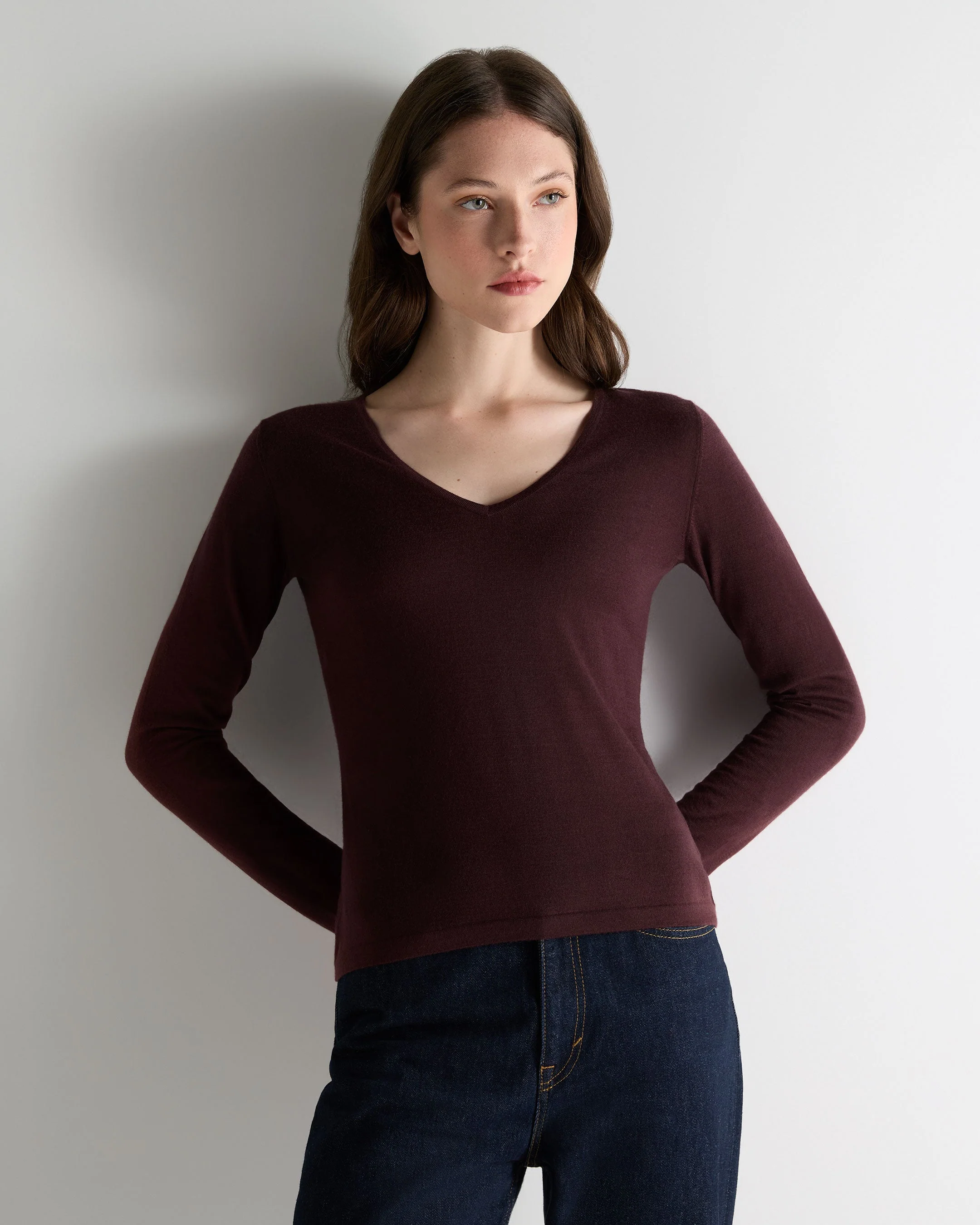 Women's Imogen Superfine Cashmere V Neck Sweater Claret Red