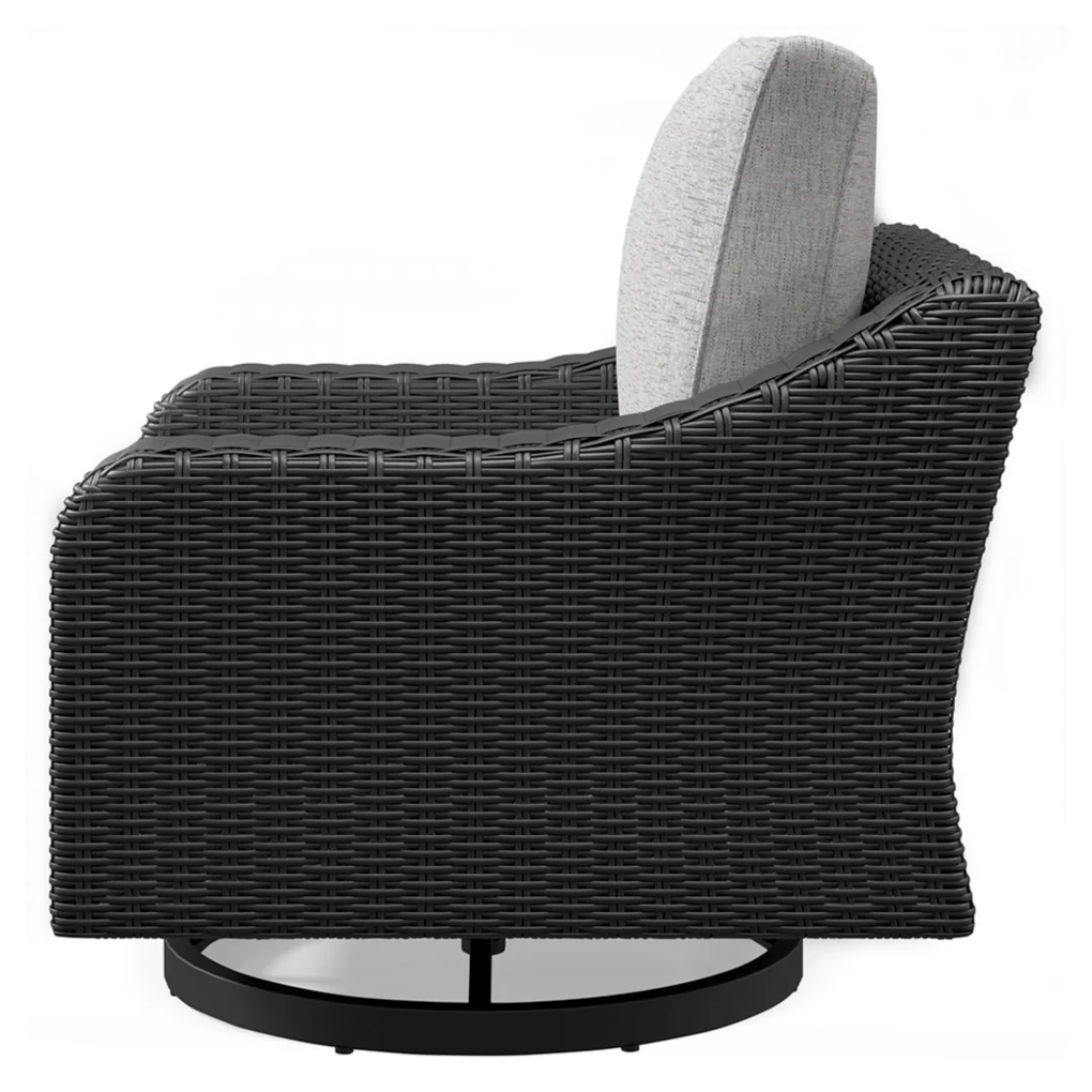 Beachcroft Swivel Lounge Chair (1/CN)