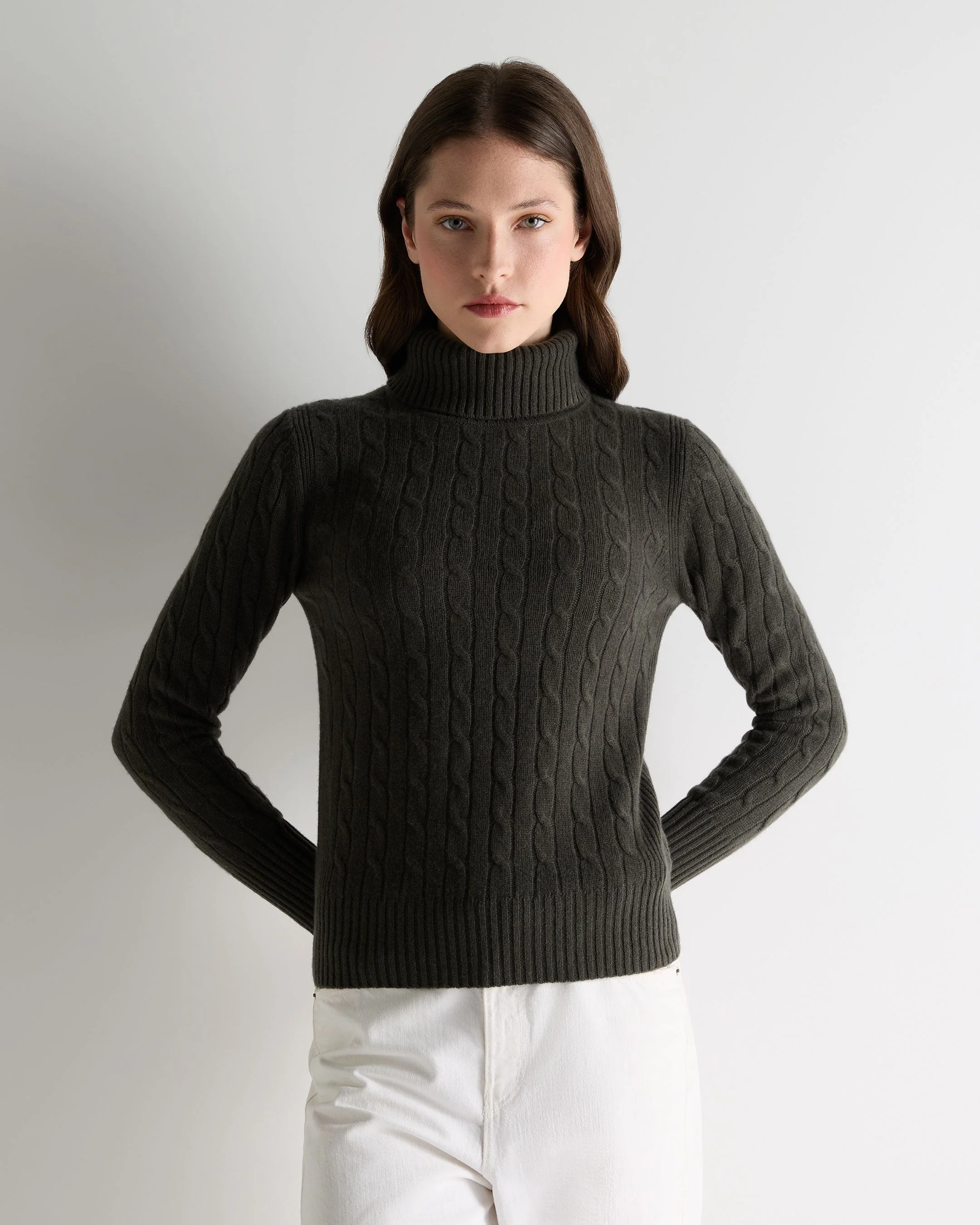 Women's Adelyn Cable Turtle Cashmere Sweater Arabica Khaki Green