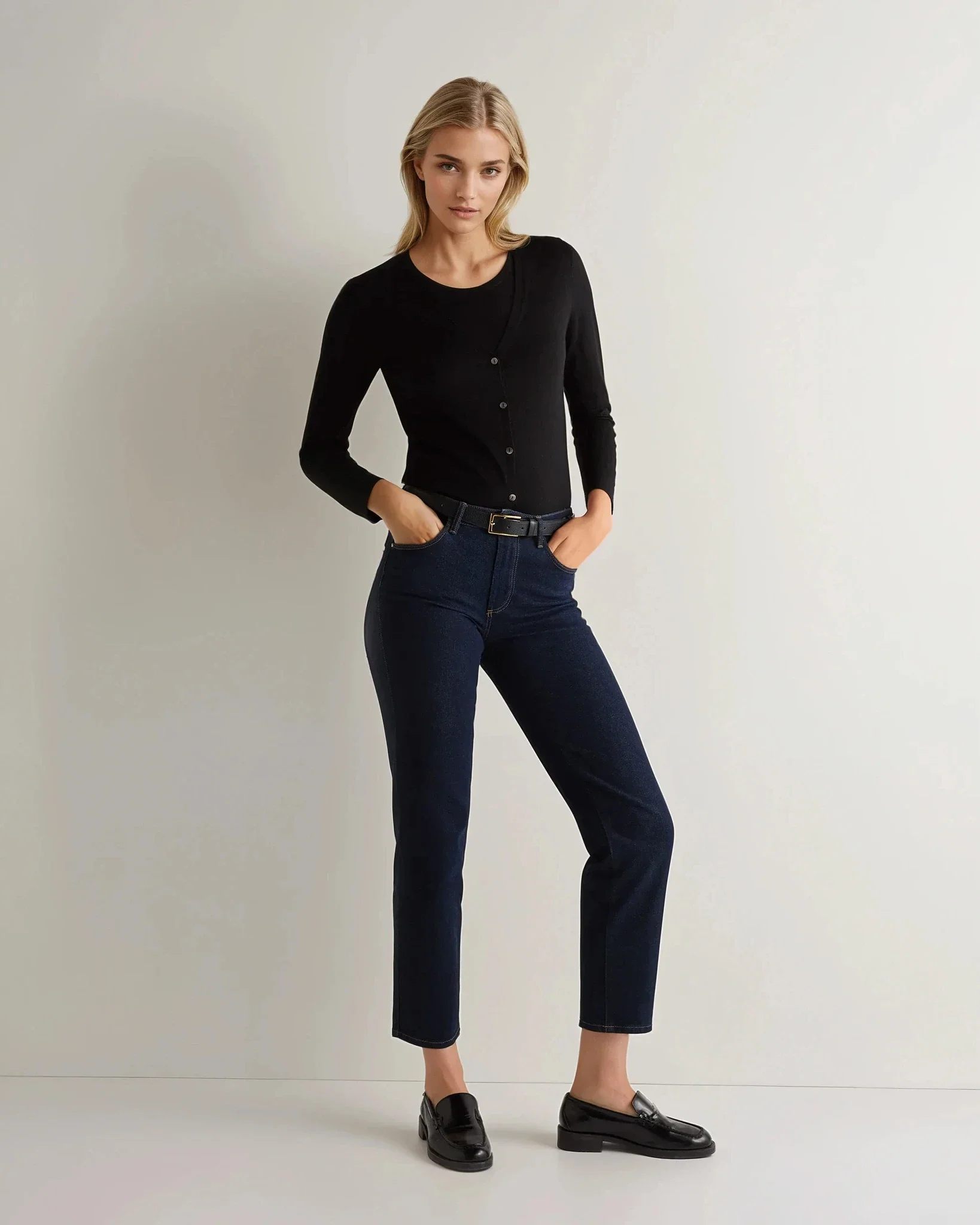 Women's Mia Superfine Cashmere V Neck Cardigan Black