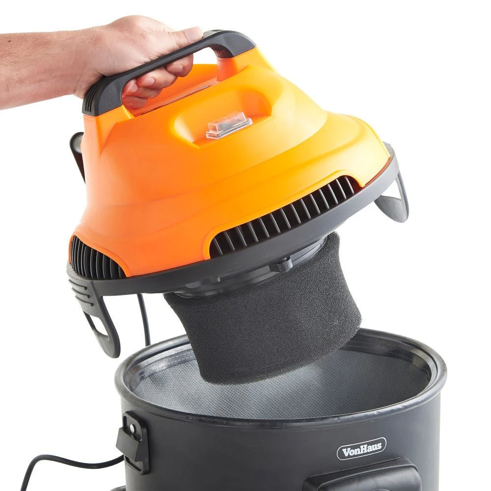 VonHaus 07/645 15-Liter Wet & Dry Vacuum Cleaner for 220 Volts 50HZ