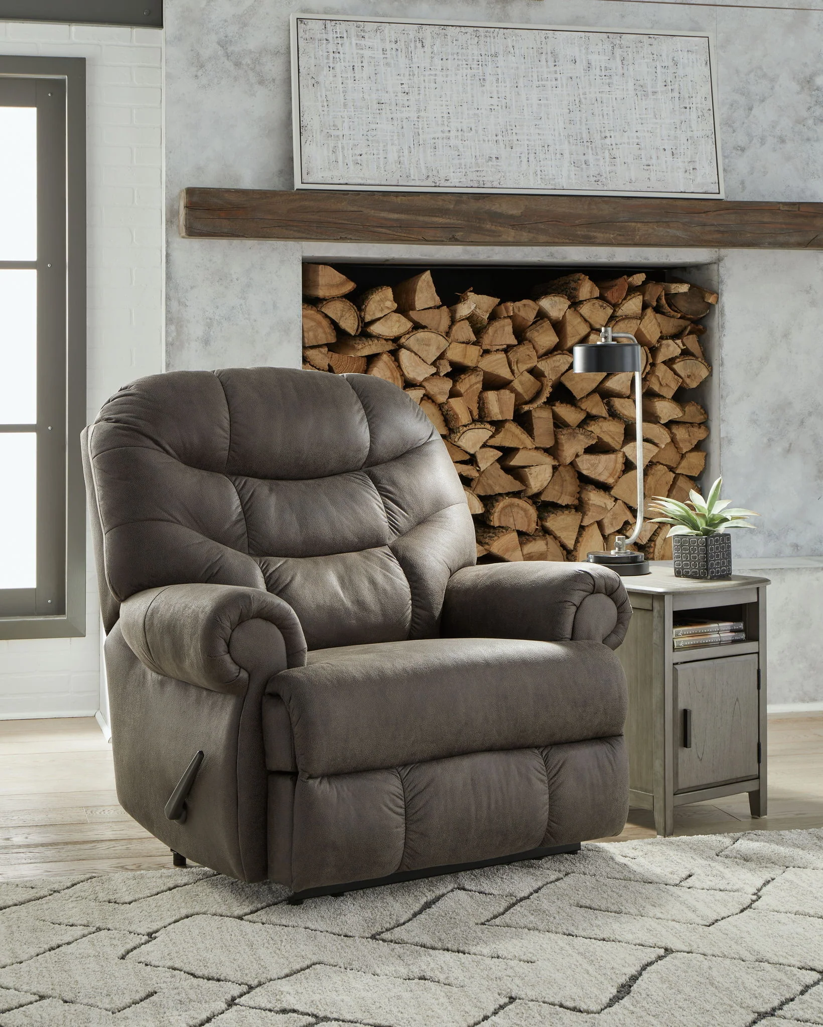 Camera Time - Zero Wall Recliner - Gunmetal