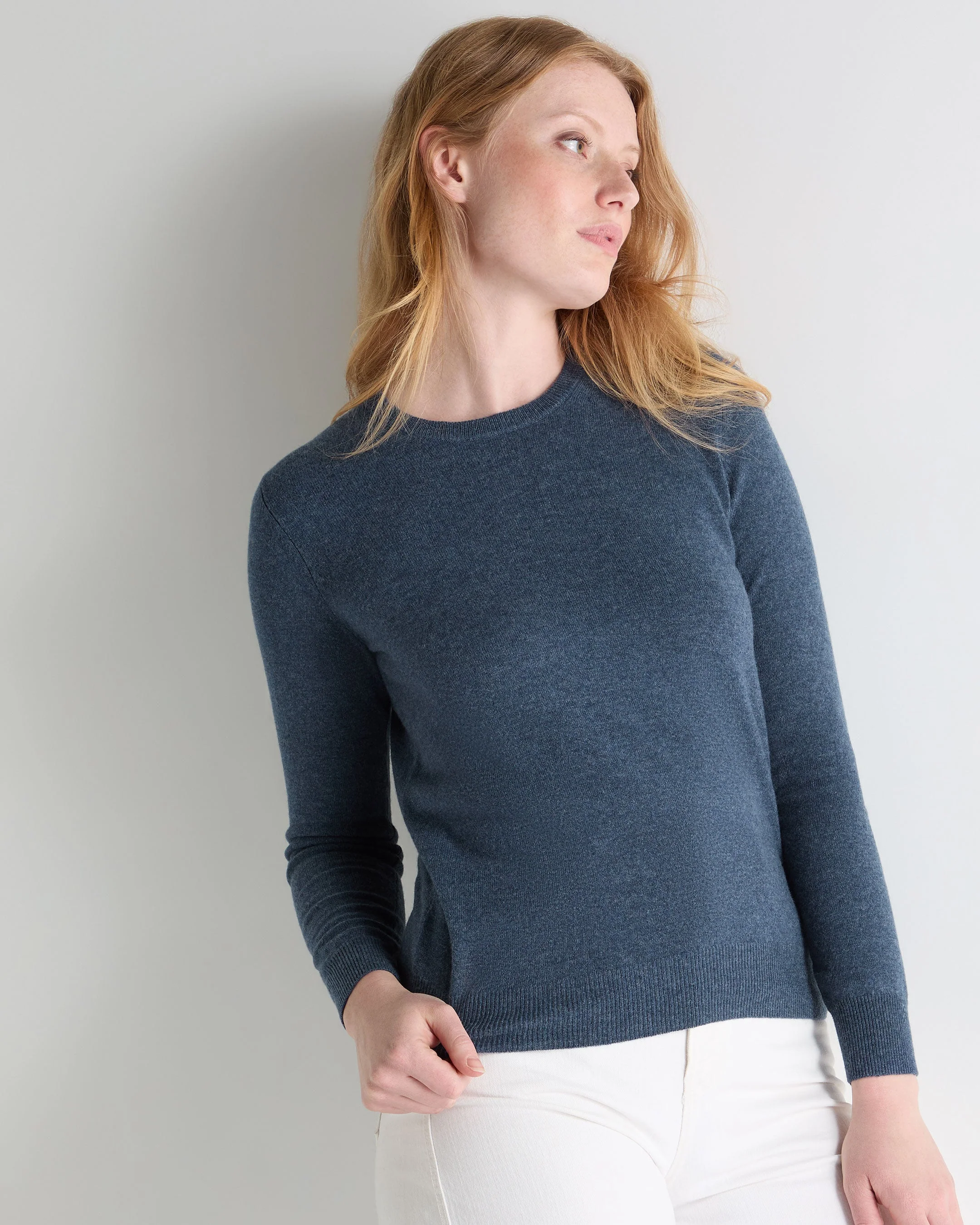 Women's Evie Classic Round Neck Cashmere Sweater Light Denim Blue