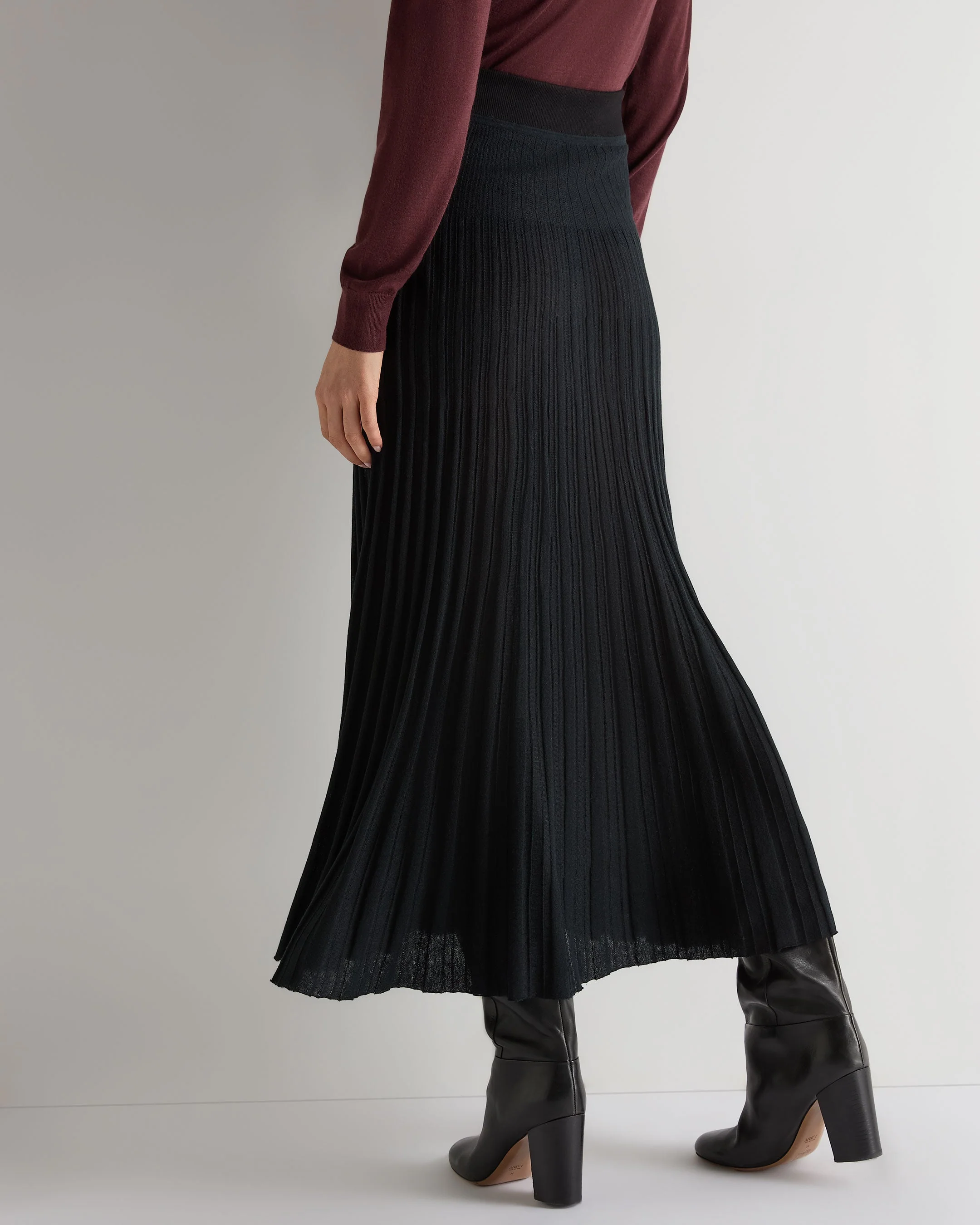 Women's Superfine Pleated Cashmere Silk Skirt Black