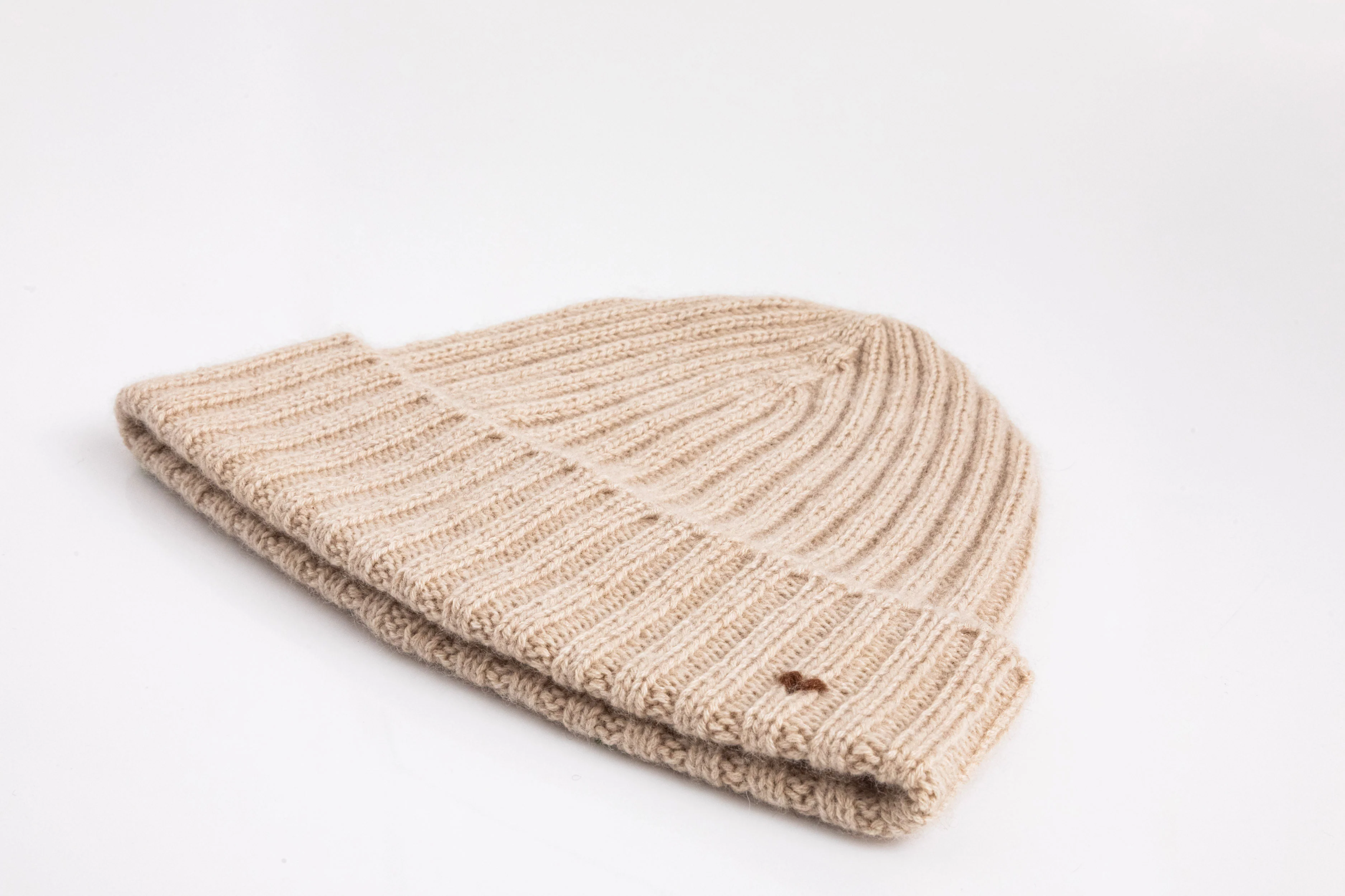 The Rib Beanie – Oatmeal