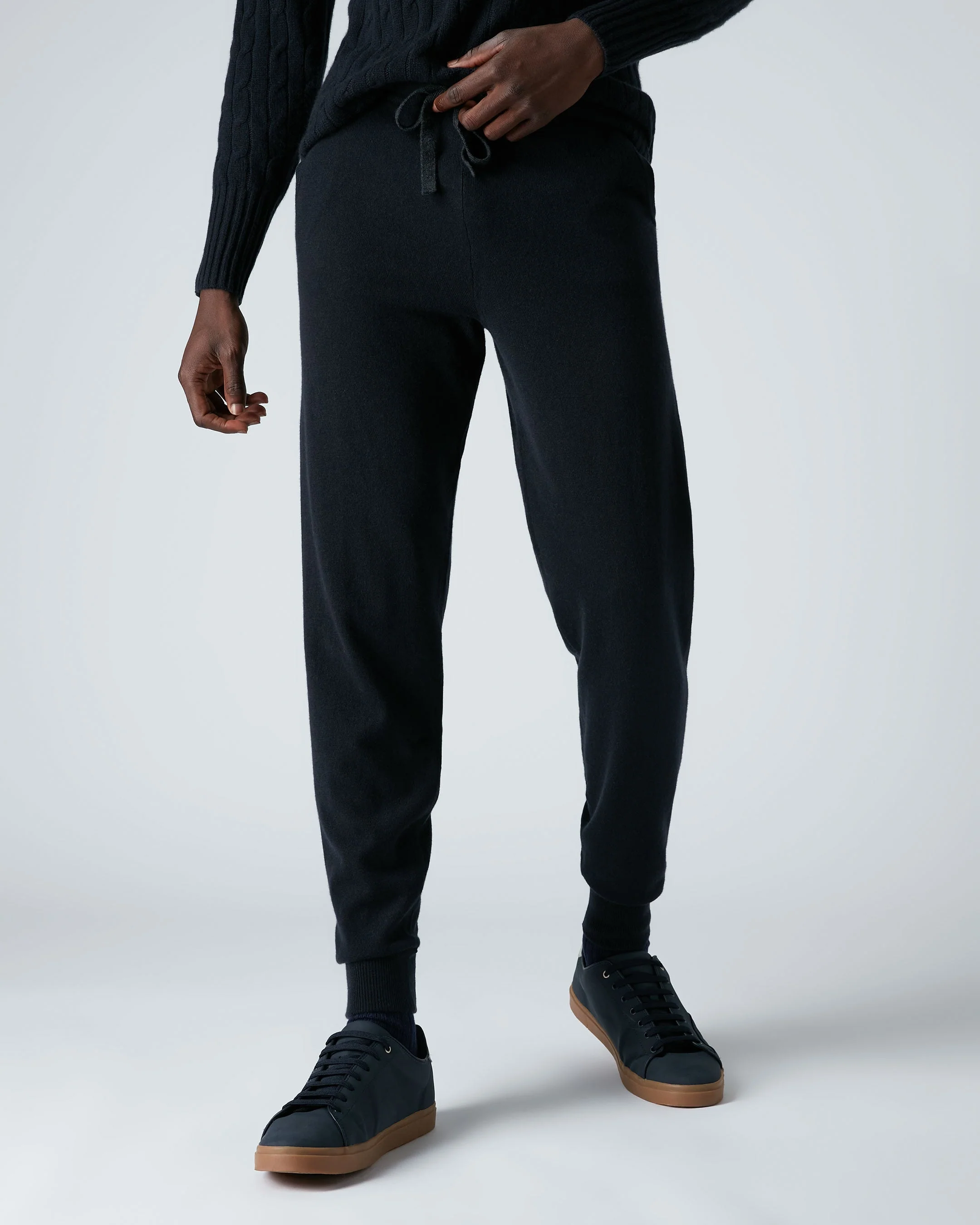 Men's Ladbroke Cashmere Jogger Navy Blue