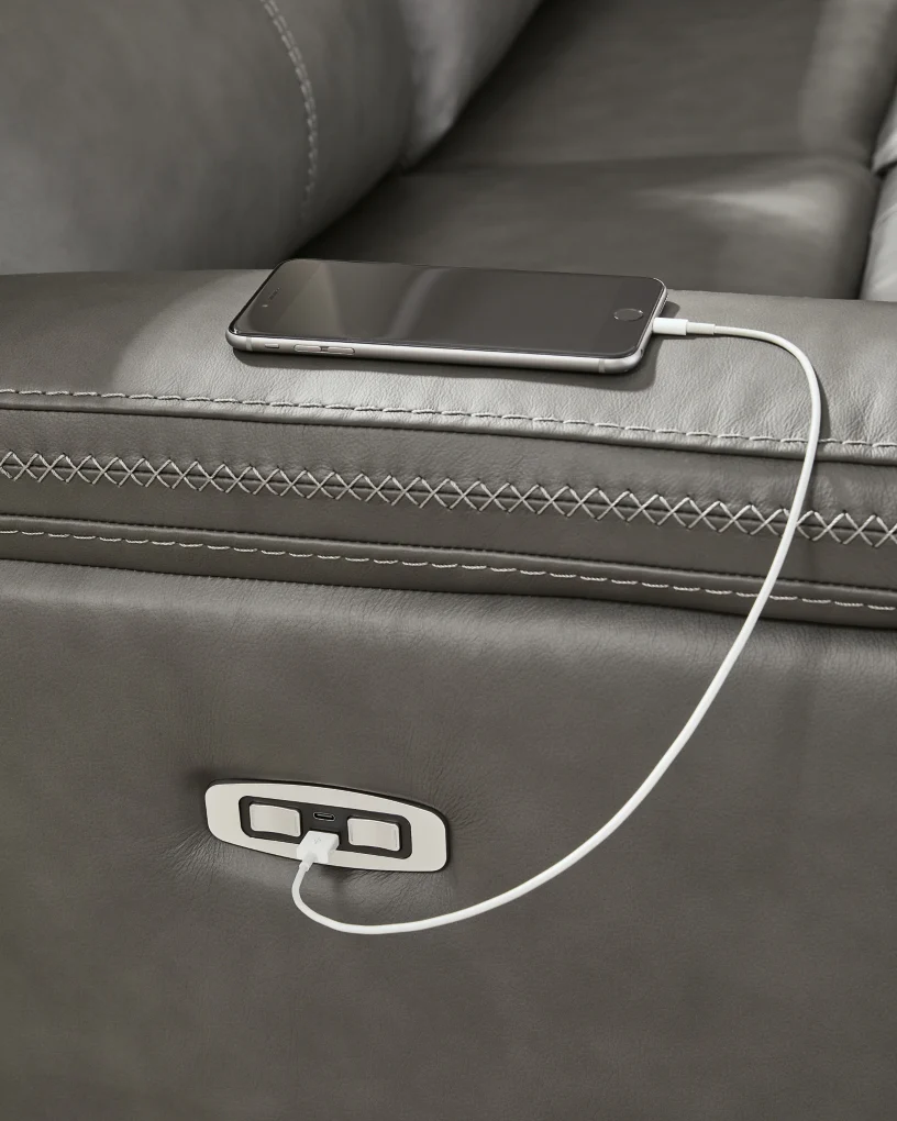 Beryton Power Reclining Sectional Set