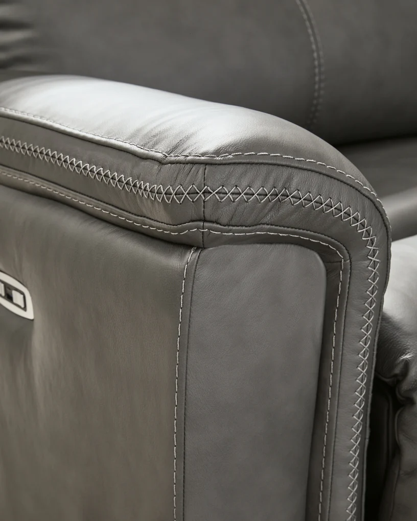 Beryton Power Reclining Sectional Set