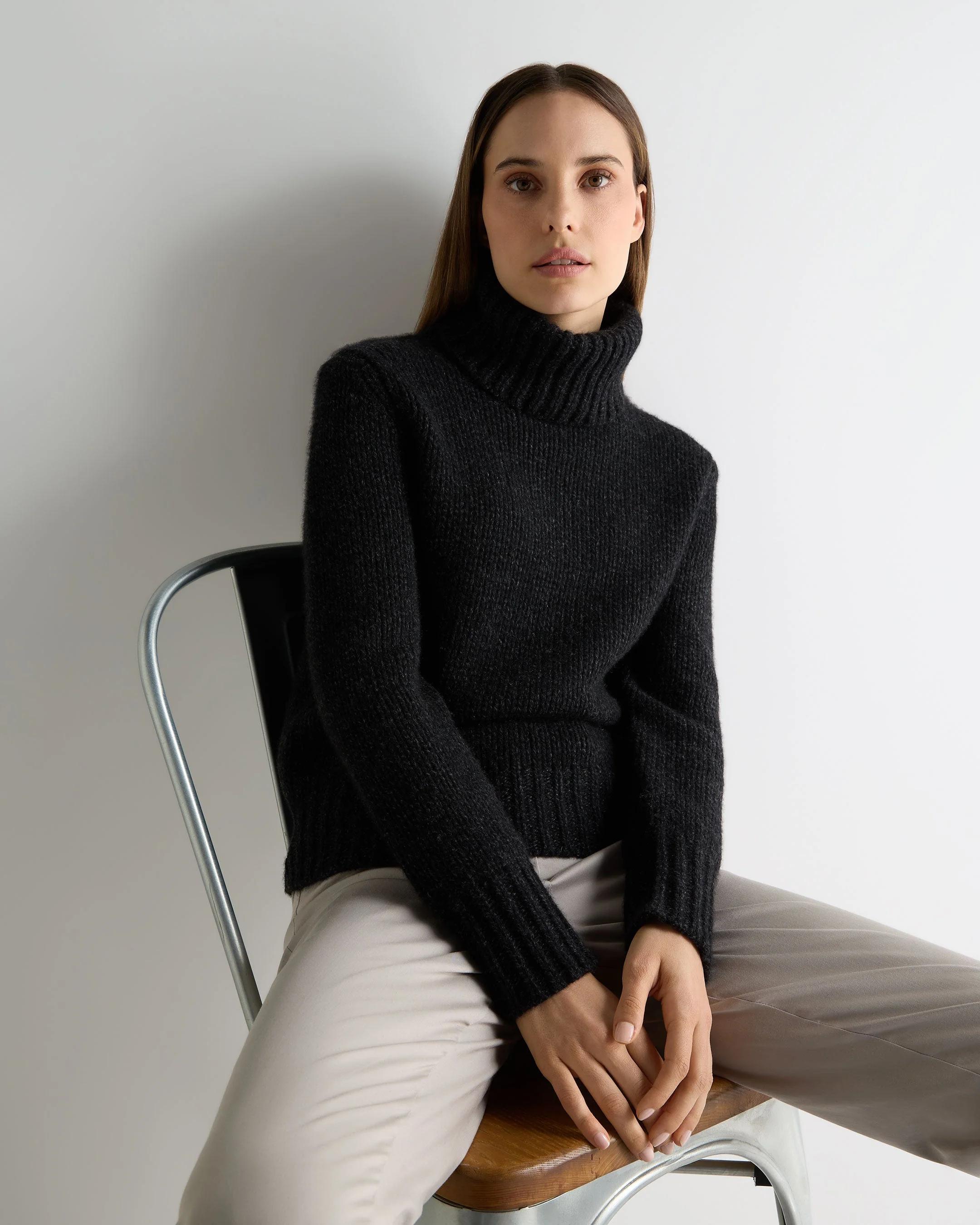 Women's Hazel Super Chunky Turtle Neck Cashmere Sweater Charcoal Grey Melange