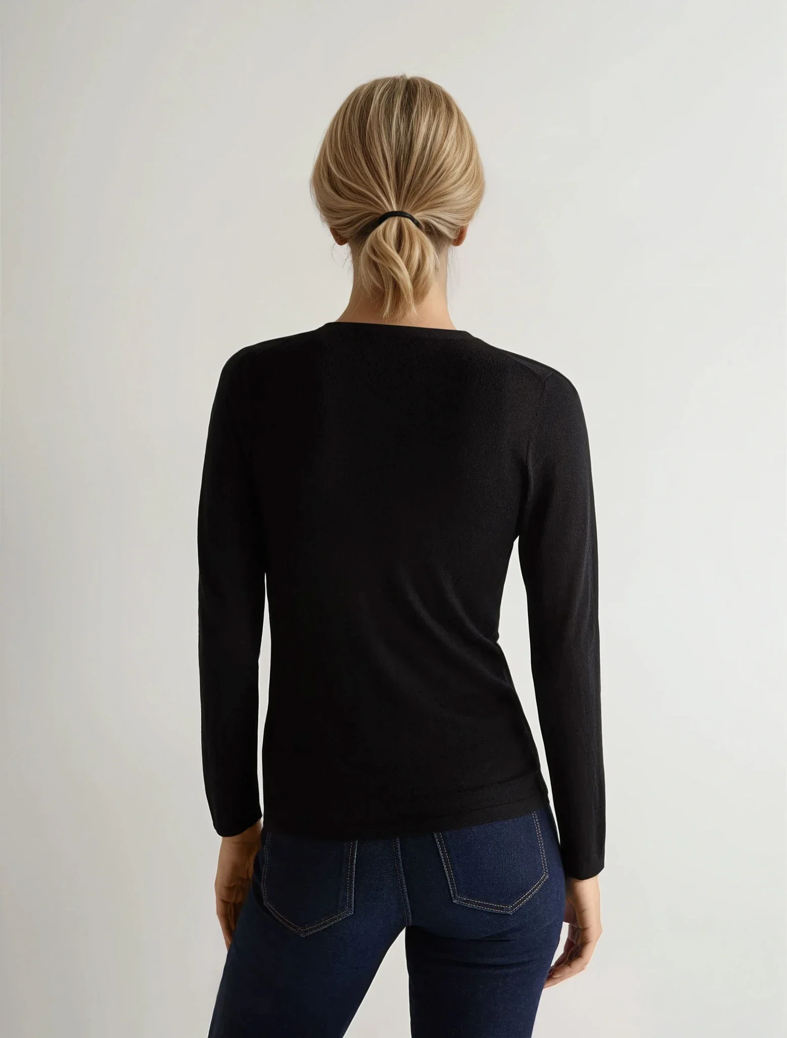 Women's Mia Superfine Cashmere V Neck Cardigan Black