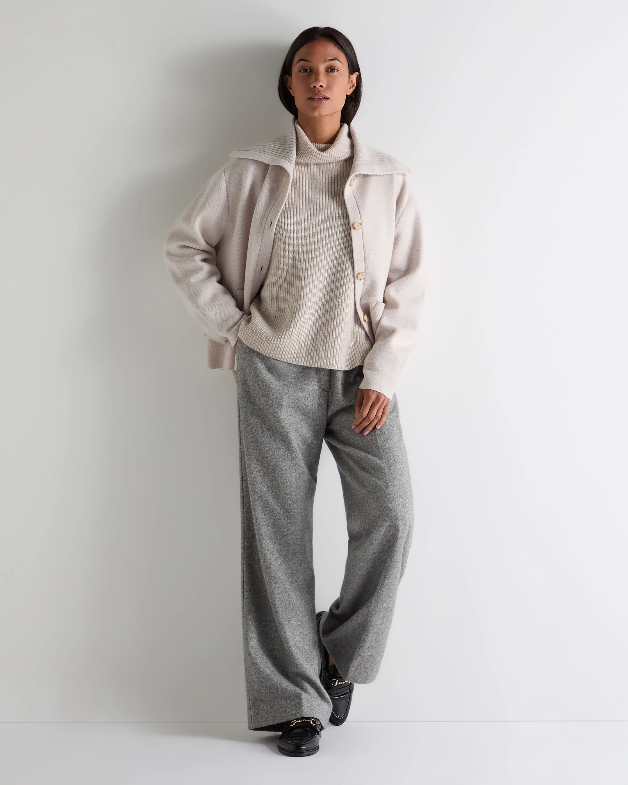 Women's Luxe Turtle Neck Cashmere Sweater Ecru White Sparkle