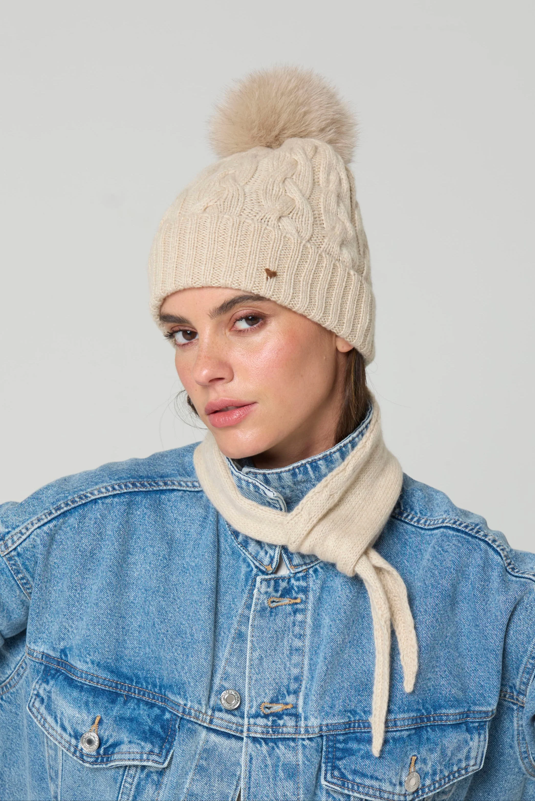 The Braid Beanie - Oatmeal