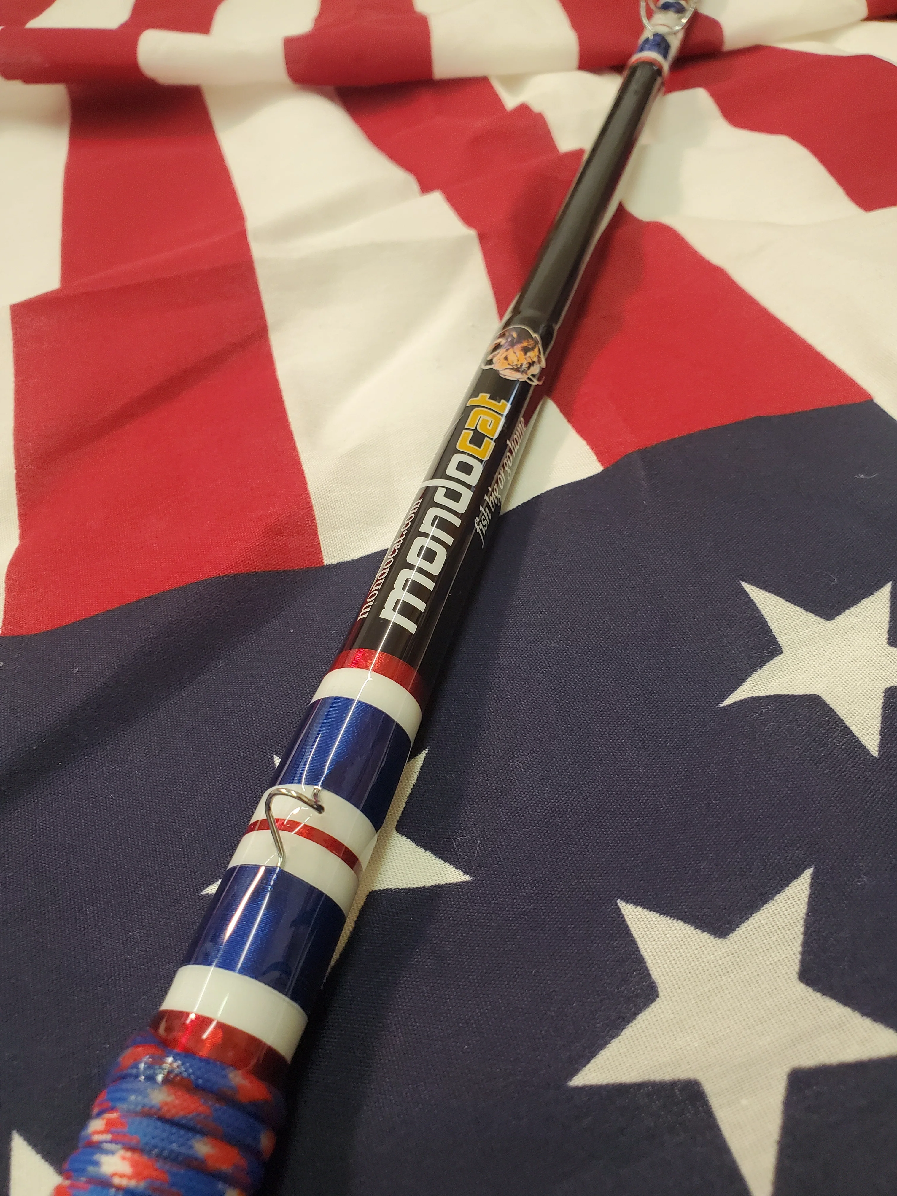 MondoCat - Patriot - Medium