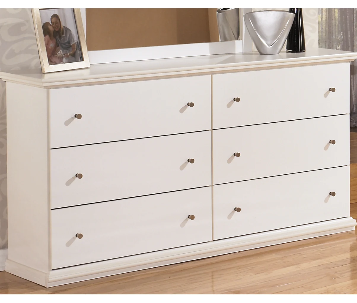 Bostwick Shoals Six Drawer Dresser