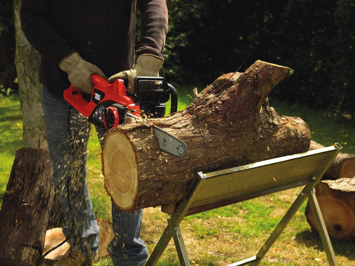 Black and Decker GK1935T-GB Electric Chainsaw 220 240 Volts