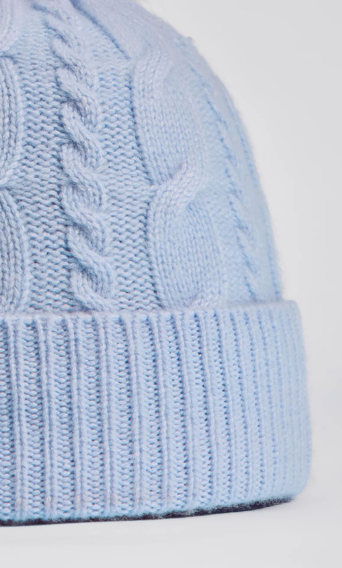 Cable-Knit Cashmere Beanie