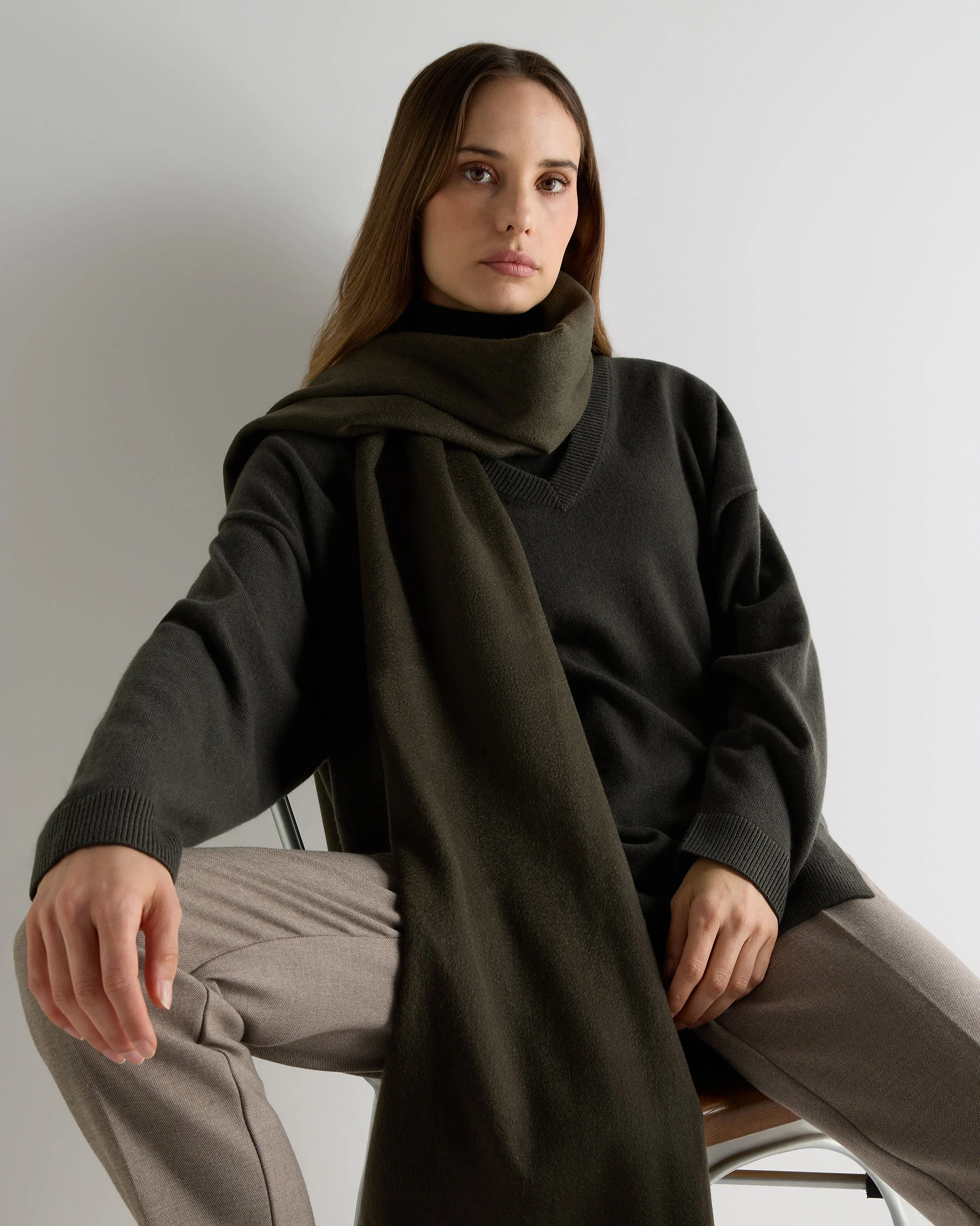 Women's Woven Cashmere Shawl Arabica Khaki Green