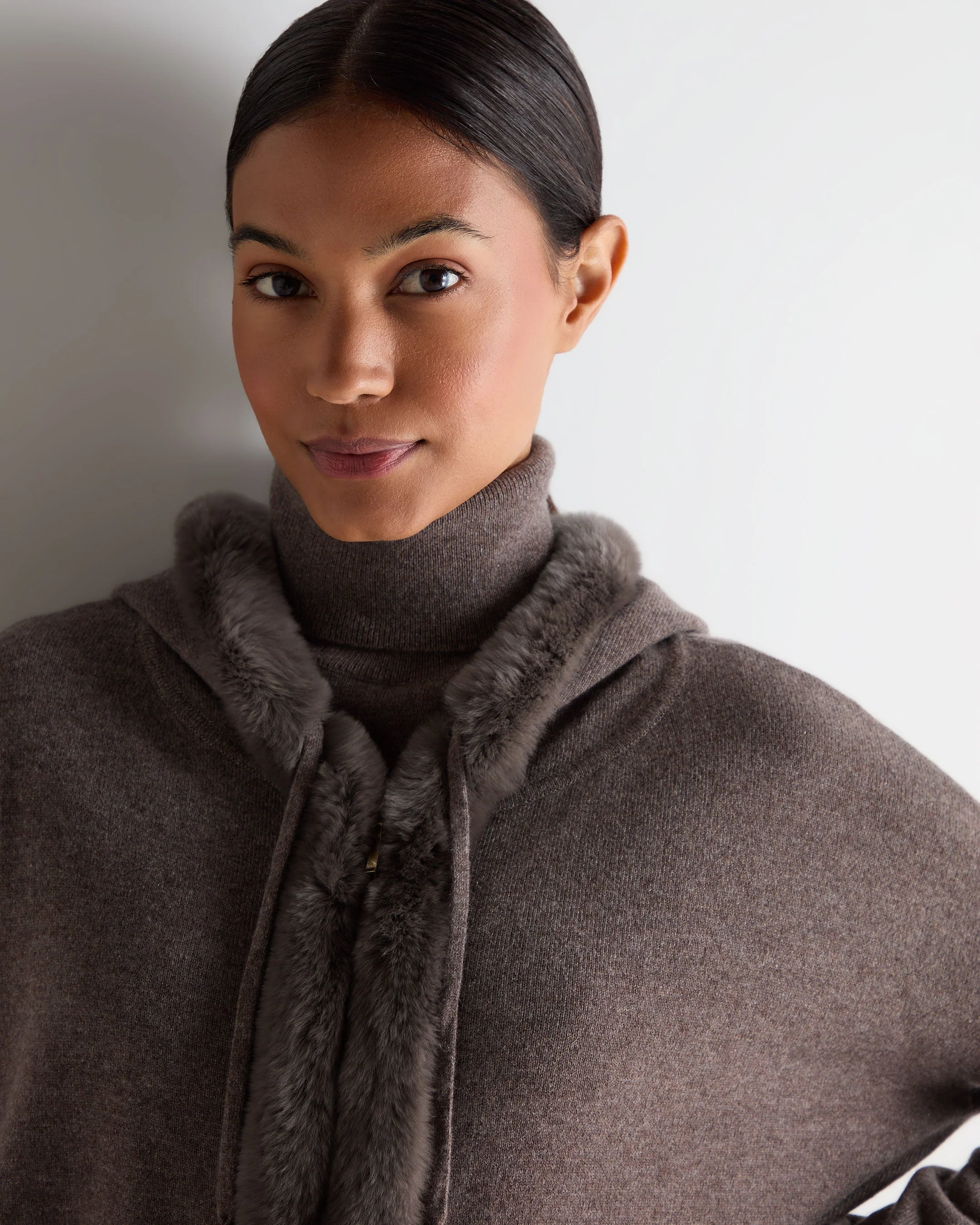 Women's Alicia Fur Trim Cashmere Hoodie Otter Brown