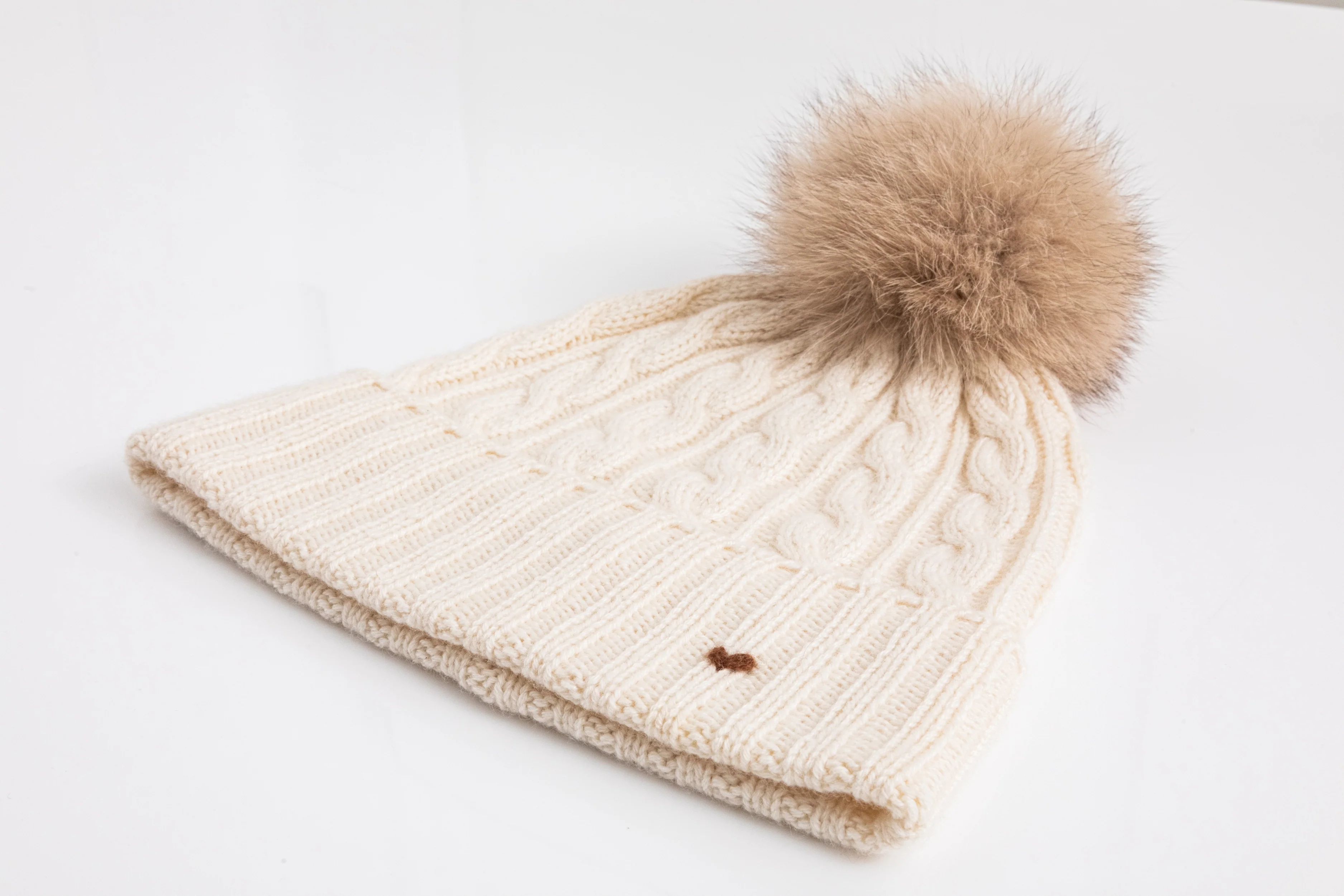 The Cable Beanie – Milk