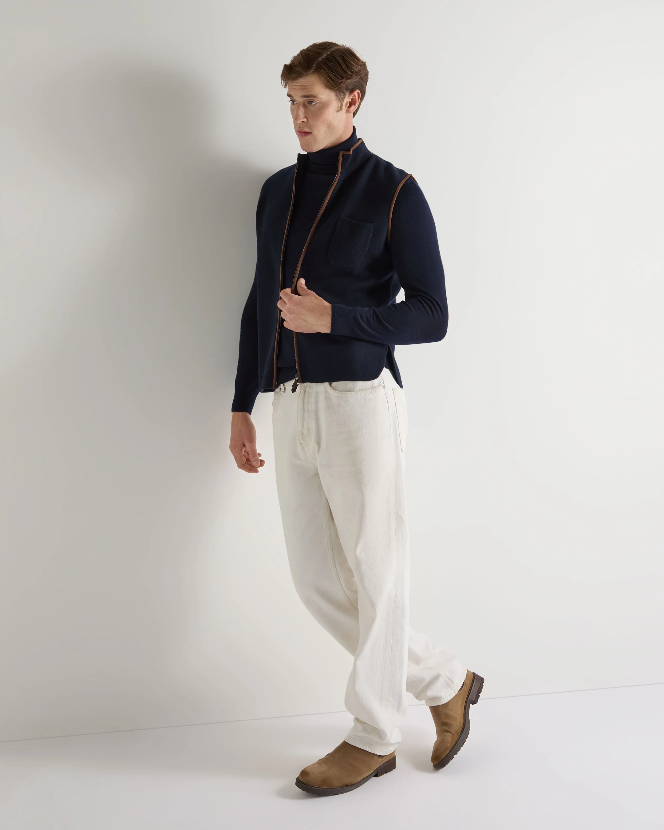 Men's Pimlico Fine Gauge Cashmere Turtle Neck Sweater Navy Blue