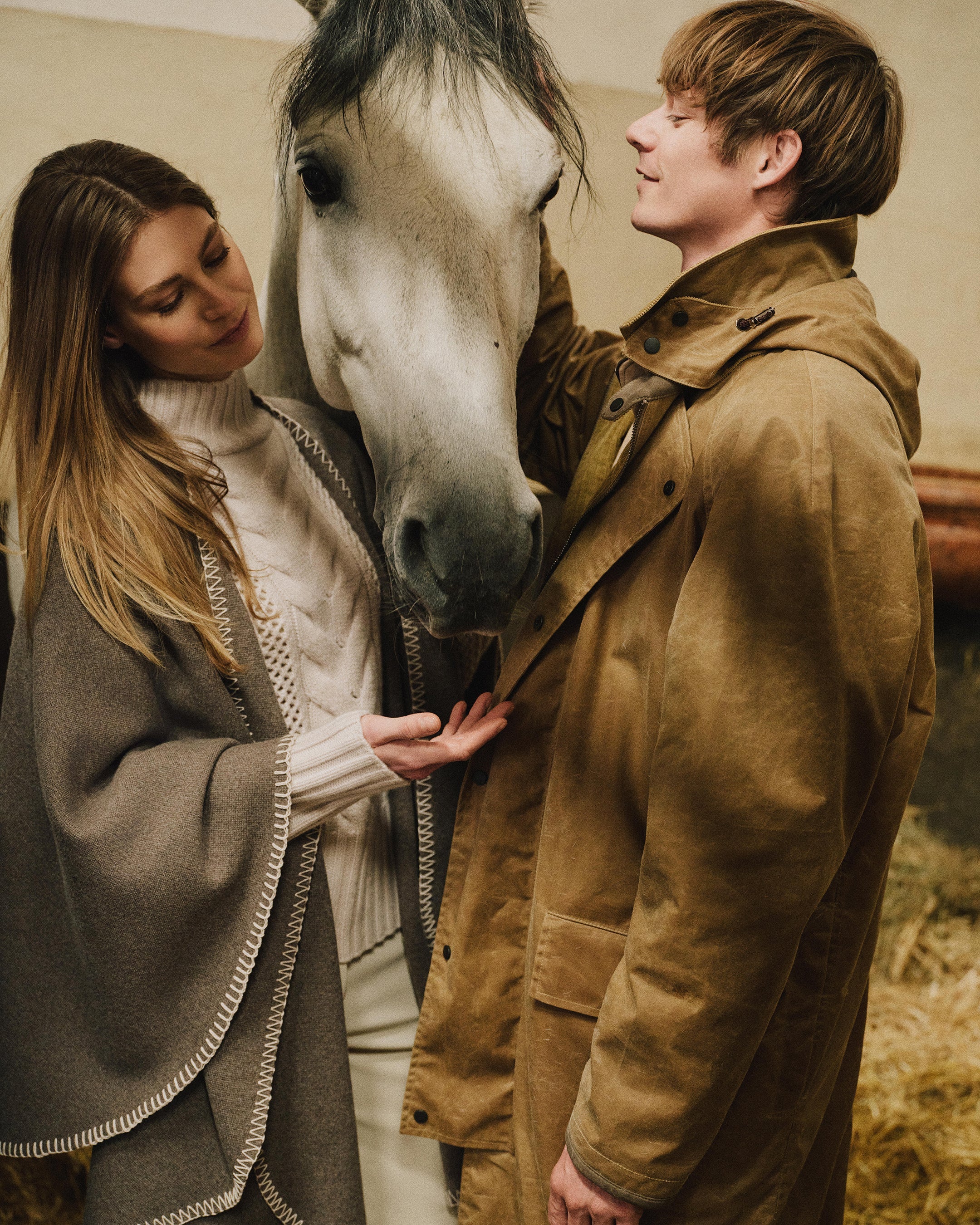 Women's Mock Neck Cable Cashmere Sweater Frost White