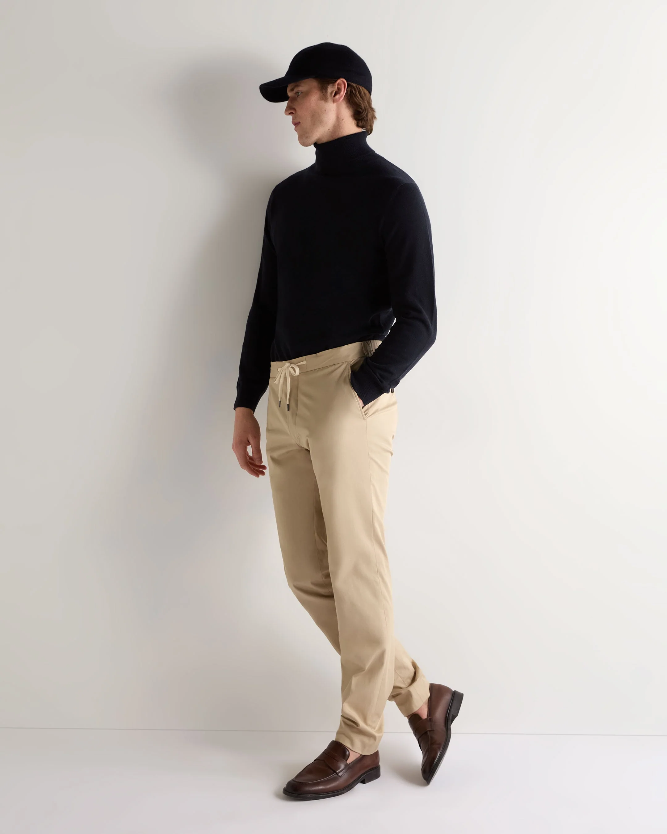 Men's Trafalgar Turtle Neck Cashmere Sweater Navy Blue