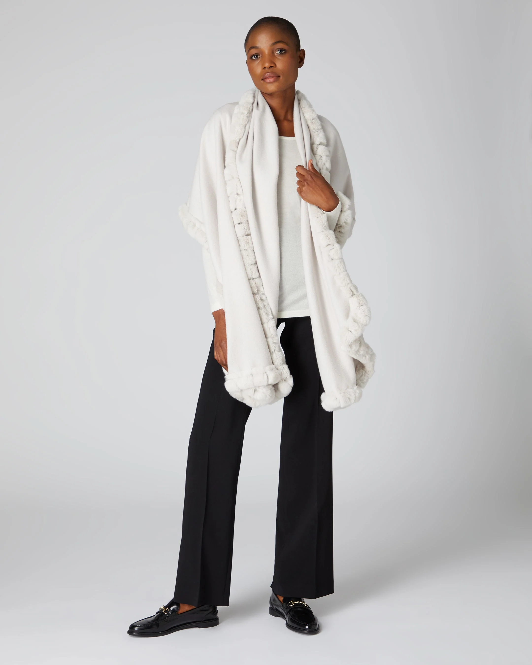 Women's Meribel Woven Fur Trim Cashmere Shawl Snow Grey