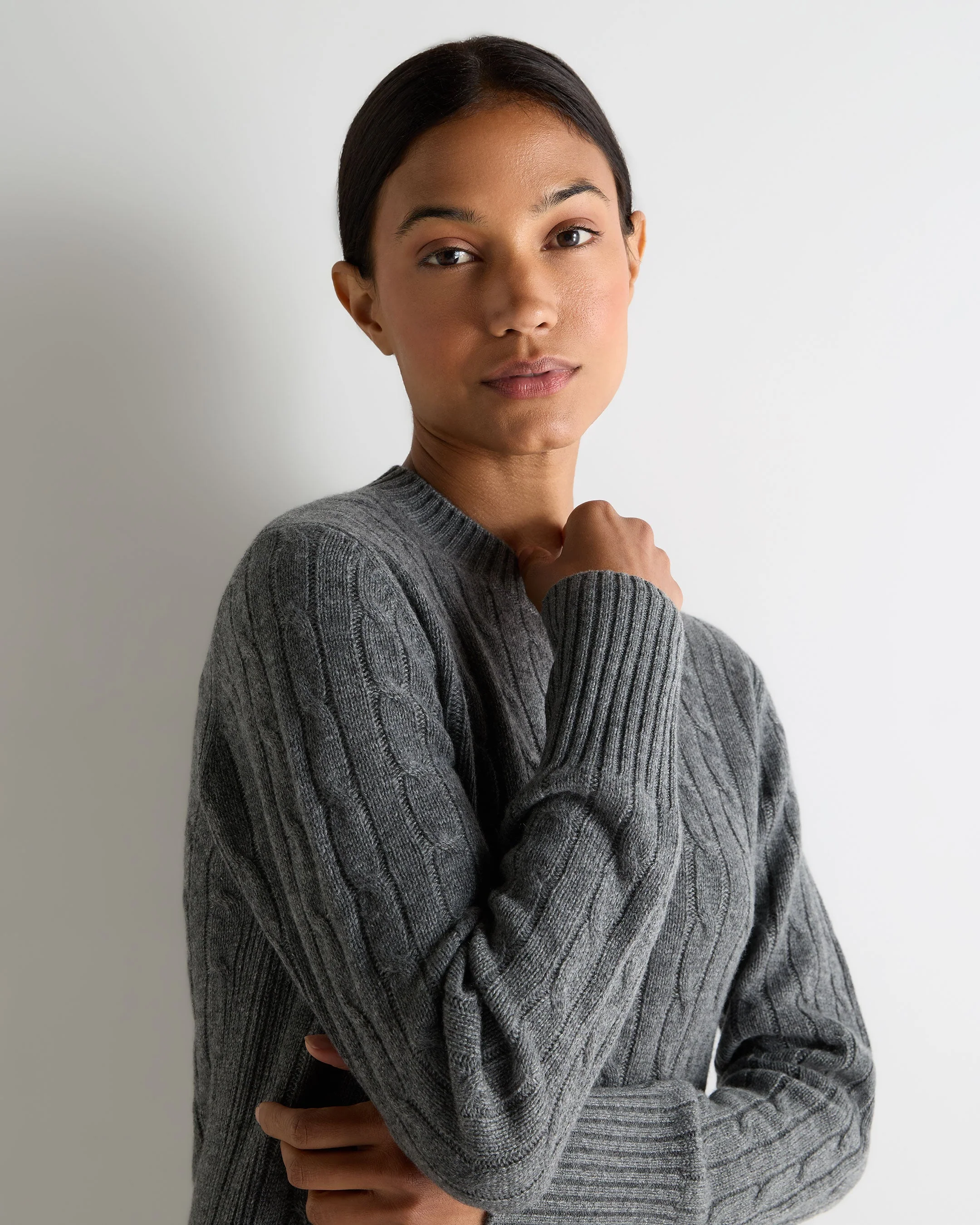 Women's Adelyn Cable Round Neck Cashmere Sweater Elephant Grey