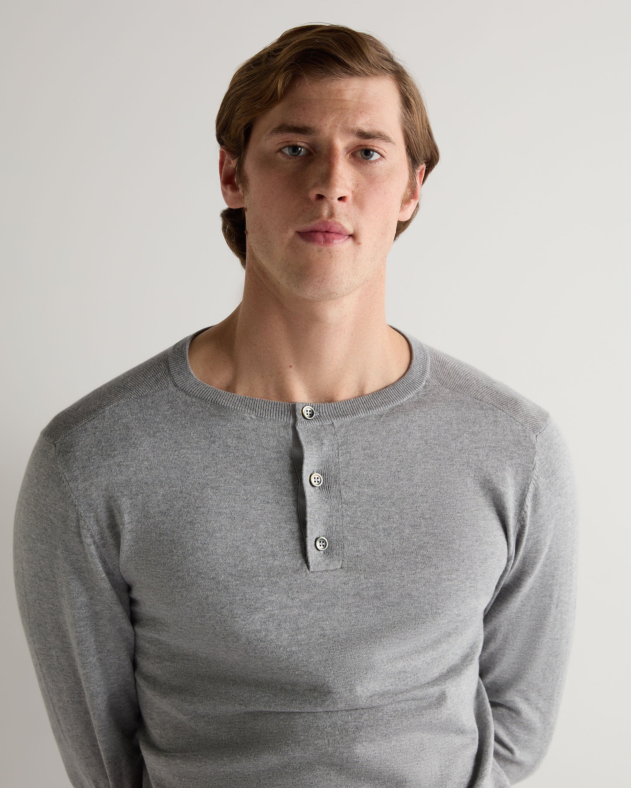 007 Round Neck Cotton Cashmere Henley Light Grey