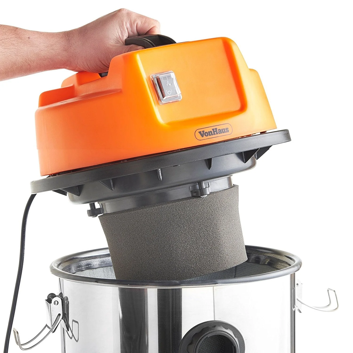 VonHaus 07646 Wet/Dry 1400-Watt Vacuum Cleaner for 220 Volts