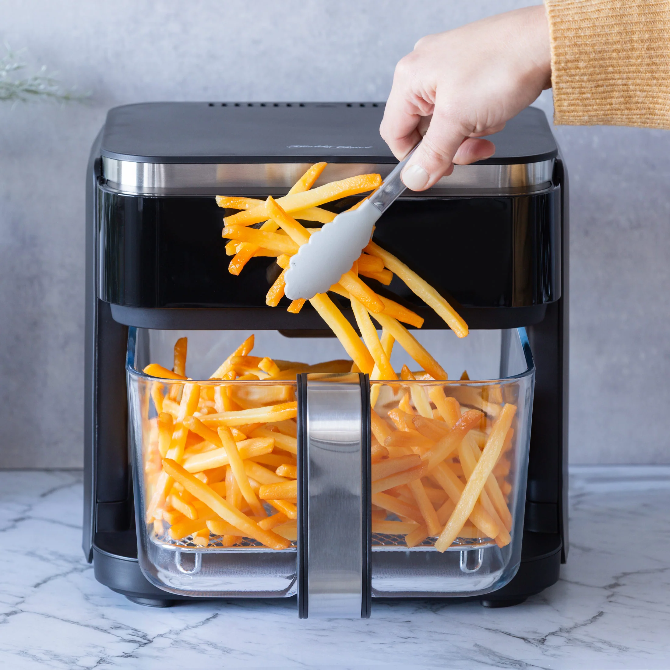 6L Touch Controlled Digital Air Fryer with Glass Basket, 1200-1400W