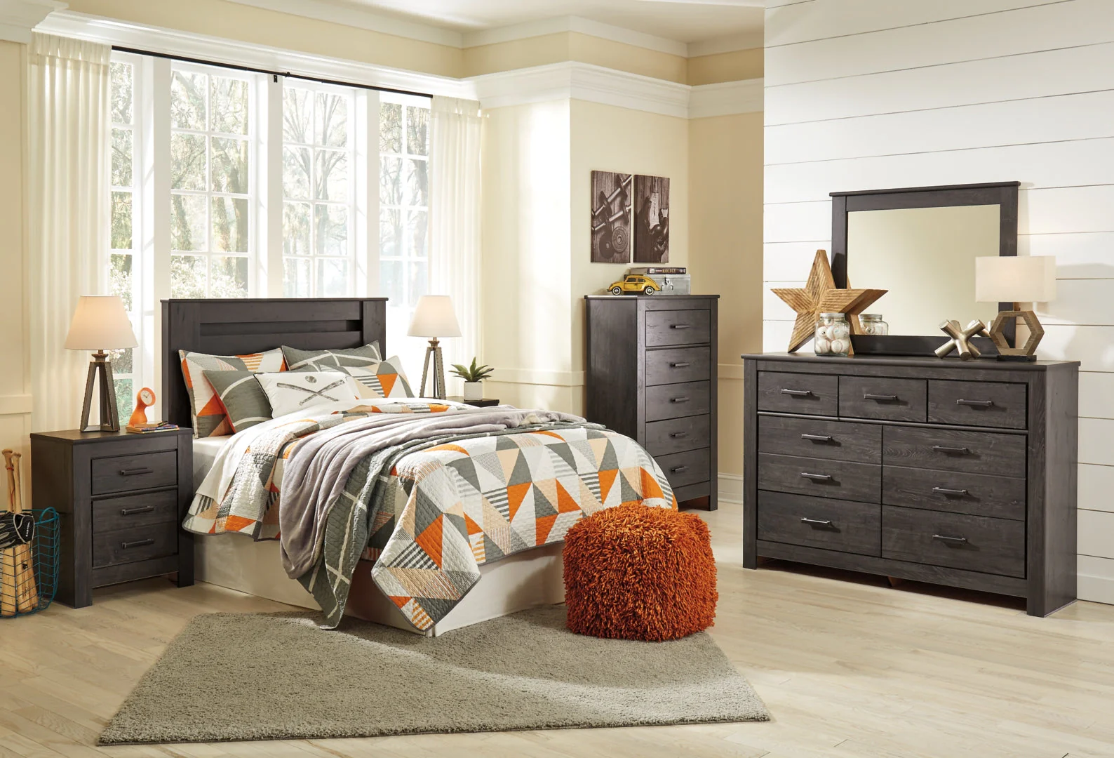 Brinxton Grey Panel Bedroom Set